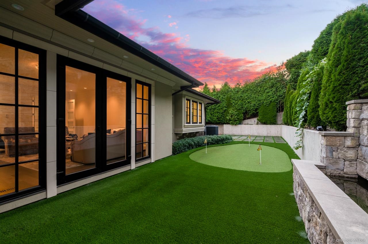 Listing image of 1485 CAMELOT ROAD