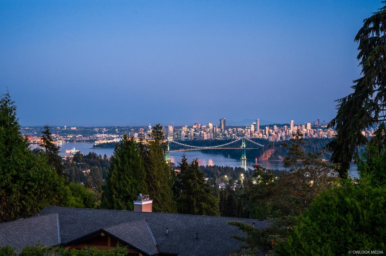 Listing image of 1485 CAMELOT ROAD