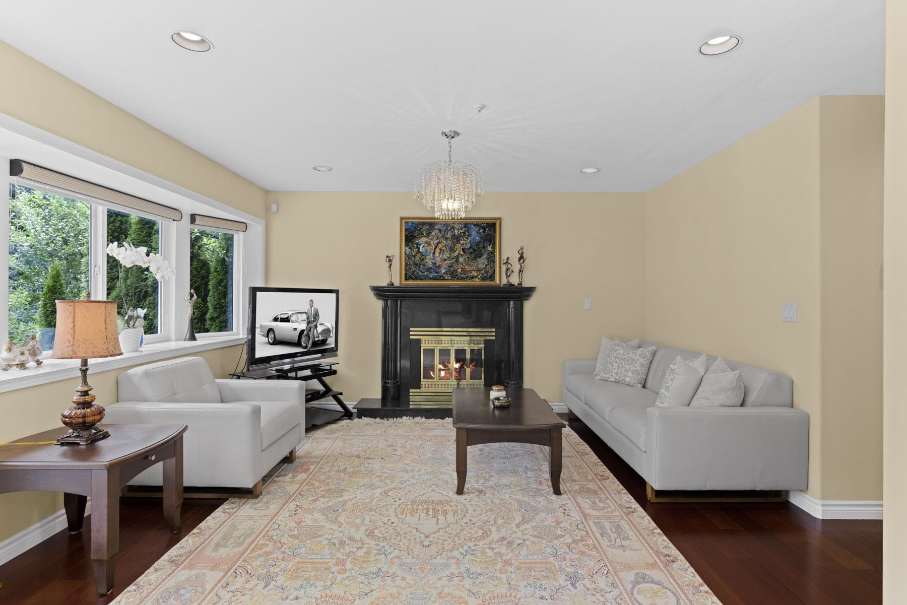 Listing image of 1426 FULTON AVENUE