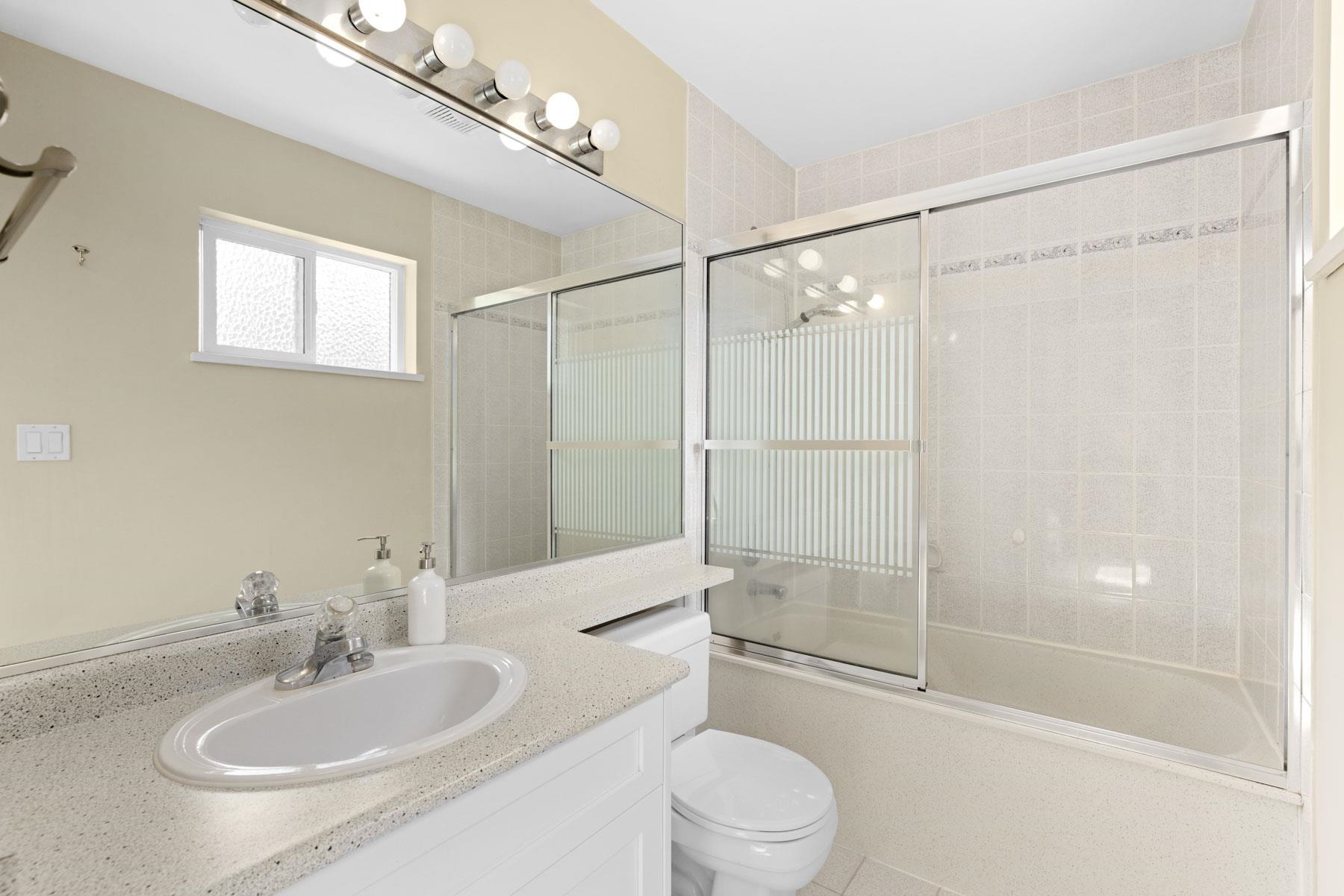 Listing image of 1426 FULTON AVENUE