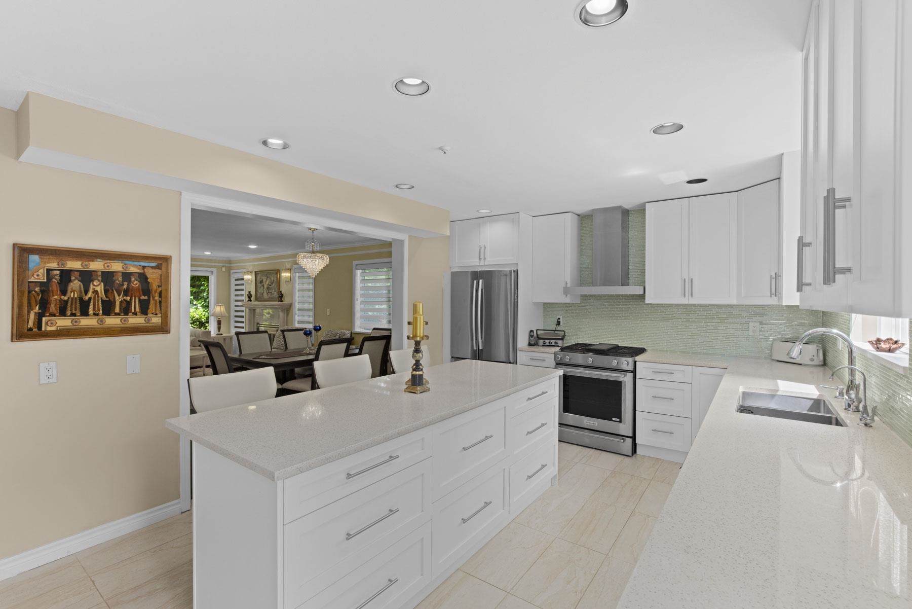 Listing image of 1426 FULTON AVENUE