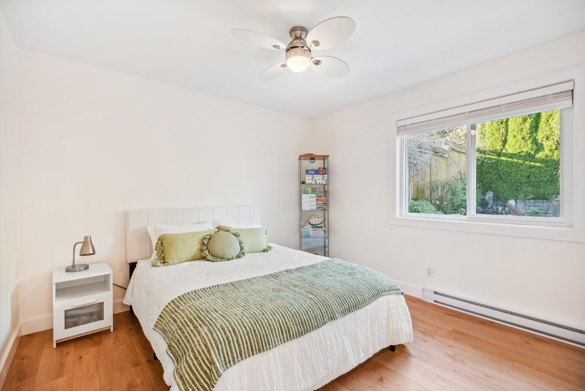 Listing image of 1162 SHAVINGTON STREET