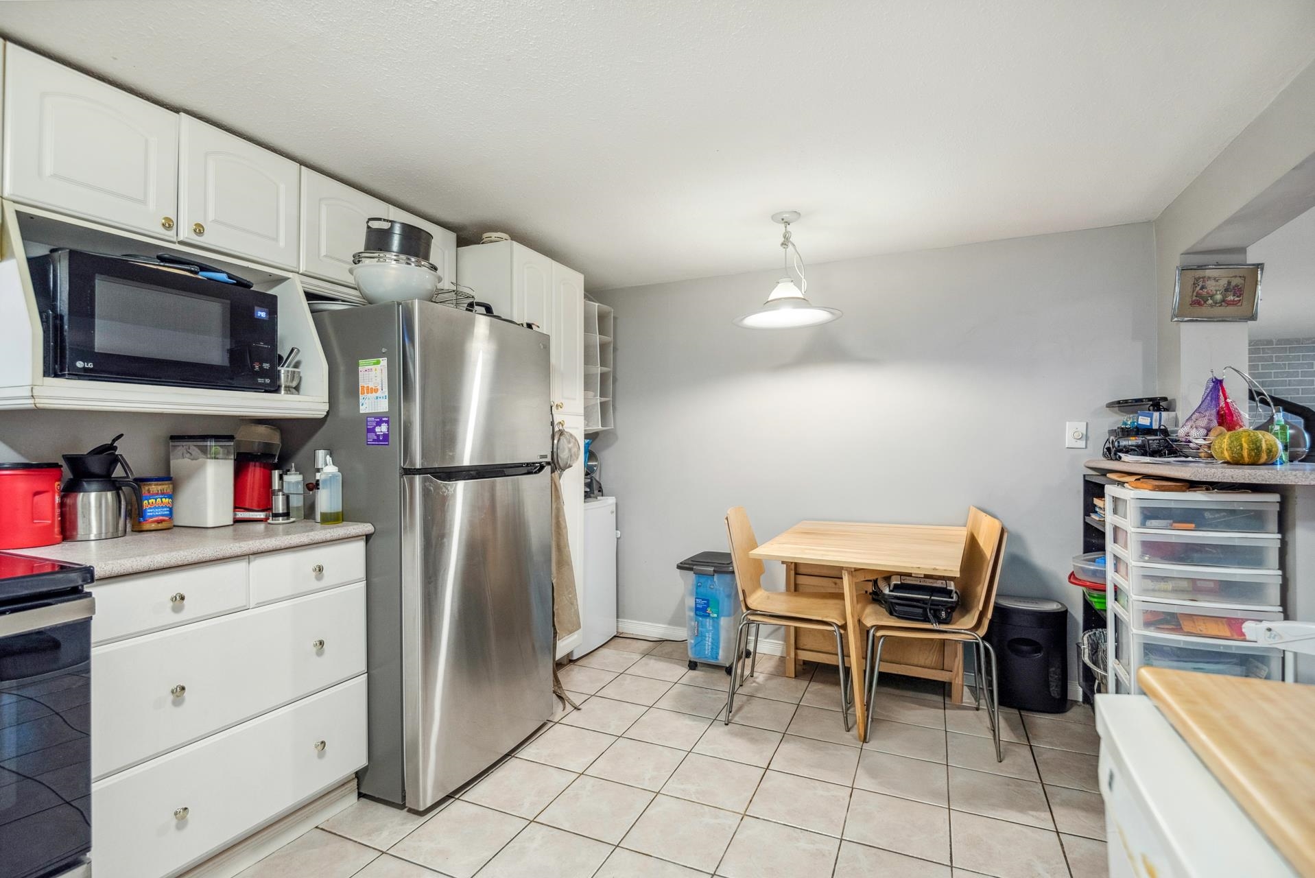 Listing image of 1162 SHAVINGTON STREET