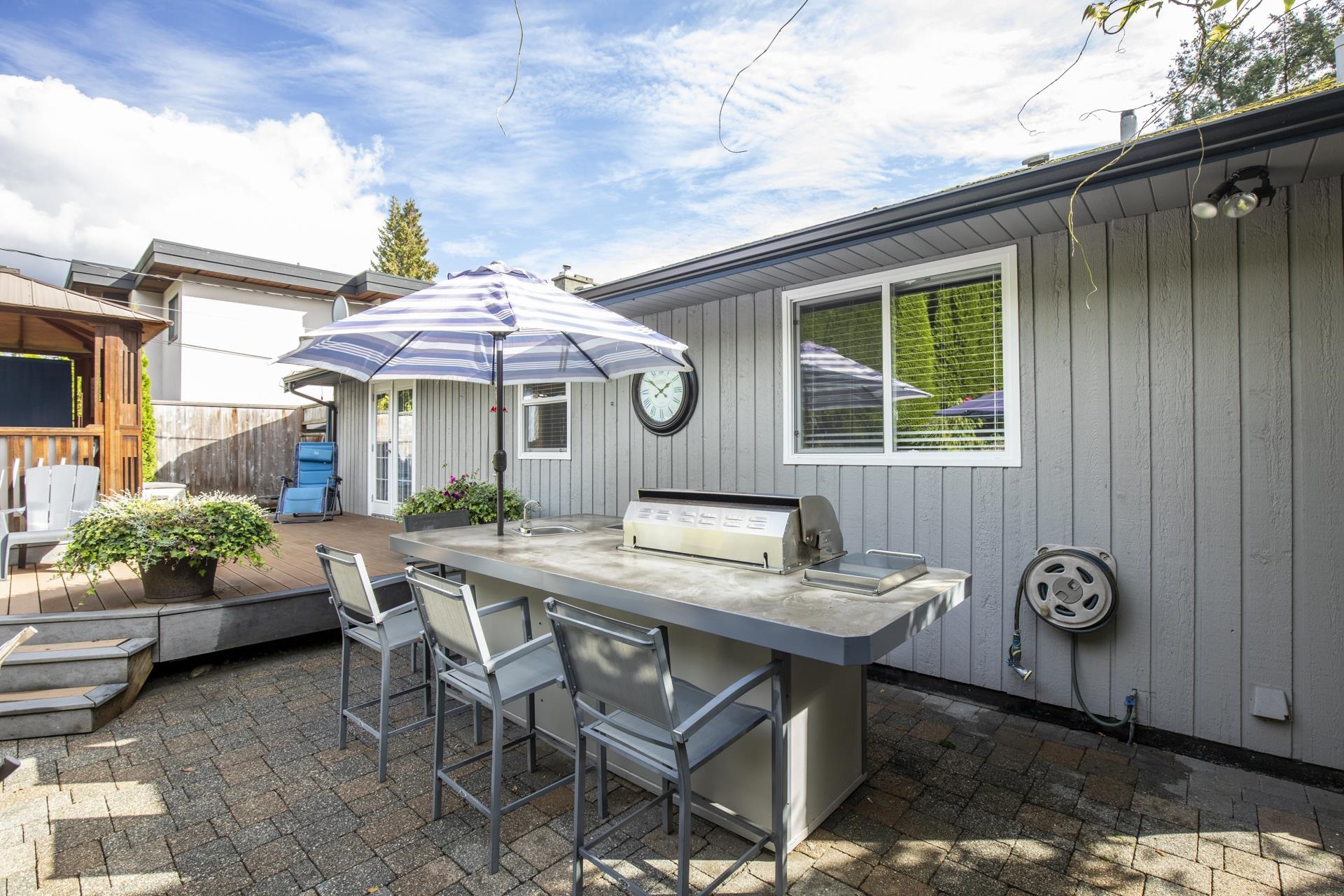 Listing image of 1162 SHAVINGTON STREET