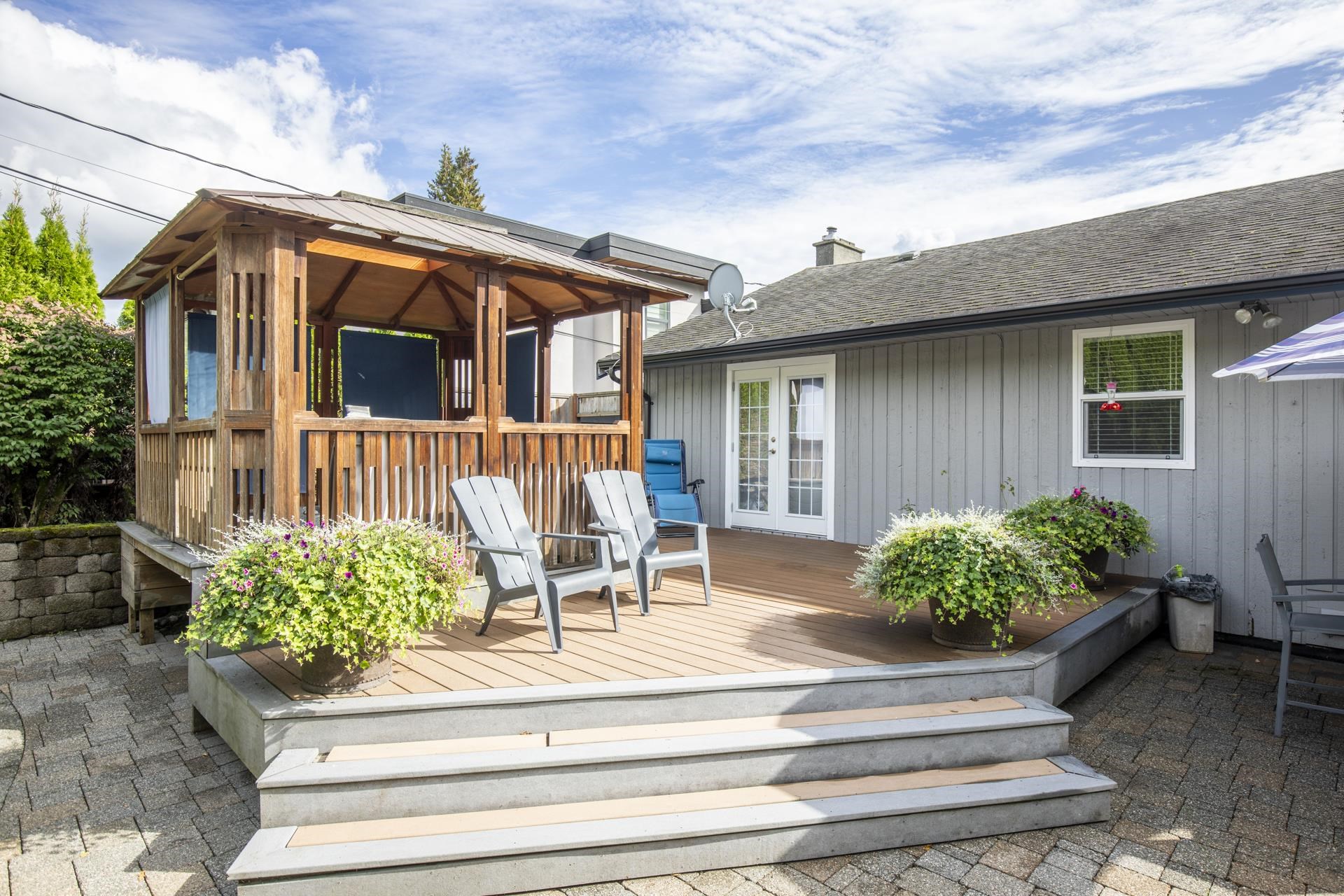 Listing image of 1162 SHAVINGTON STREET