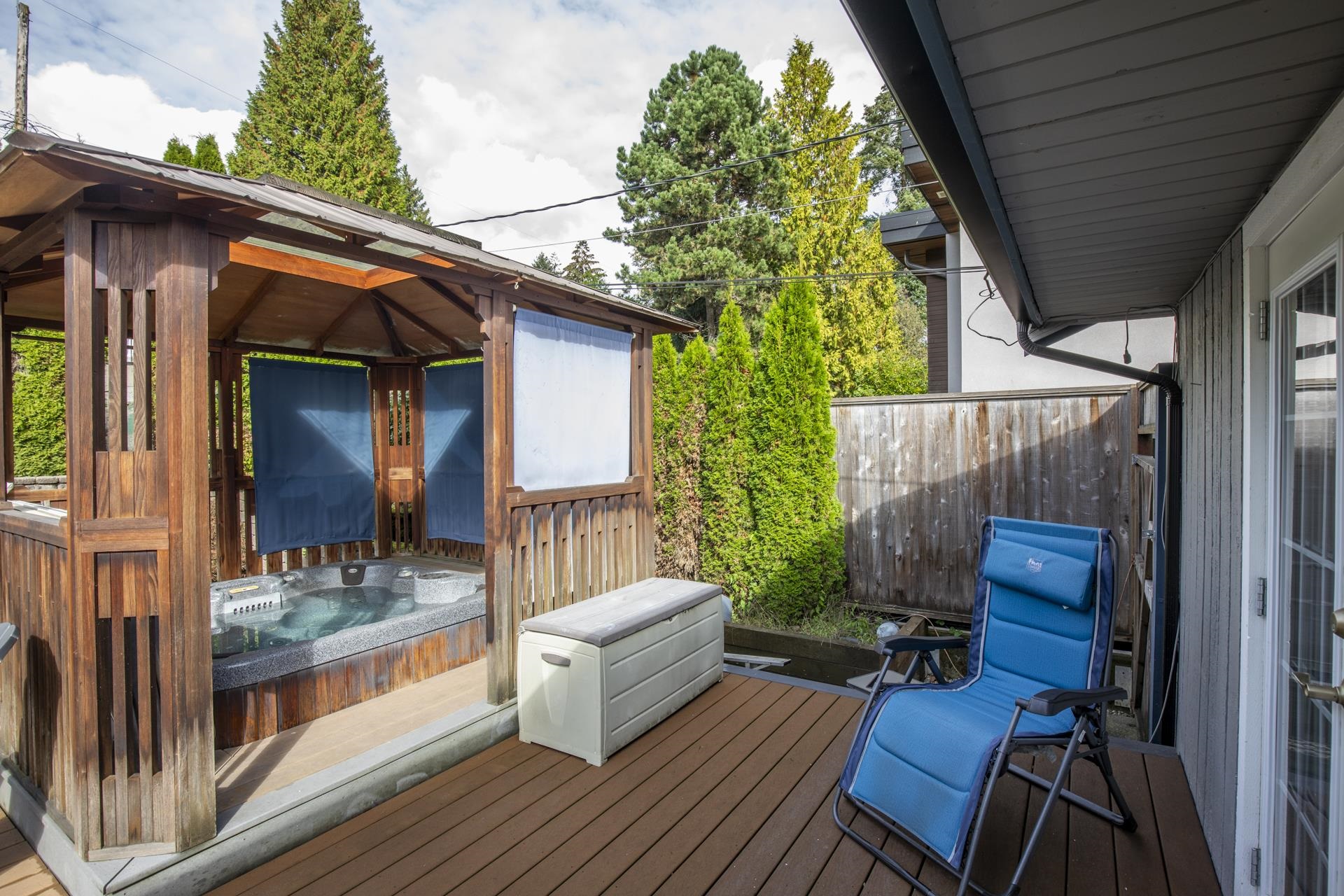 Listing image of 1162 SHAVINGTON STREET