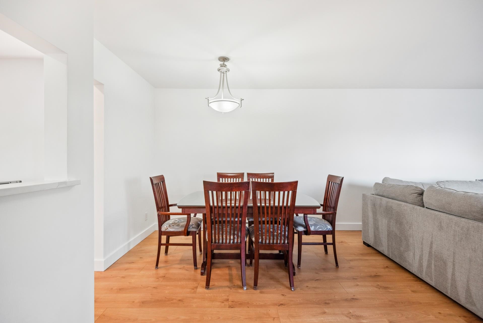 Listing image of 1162 SHAVINGTON STREET