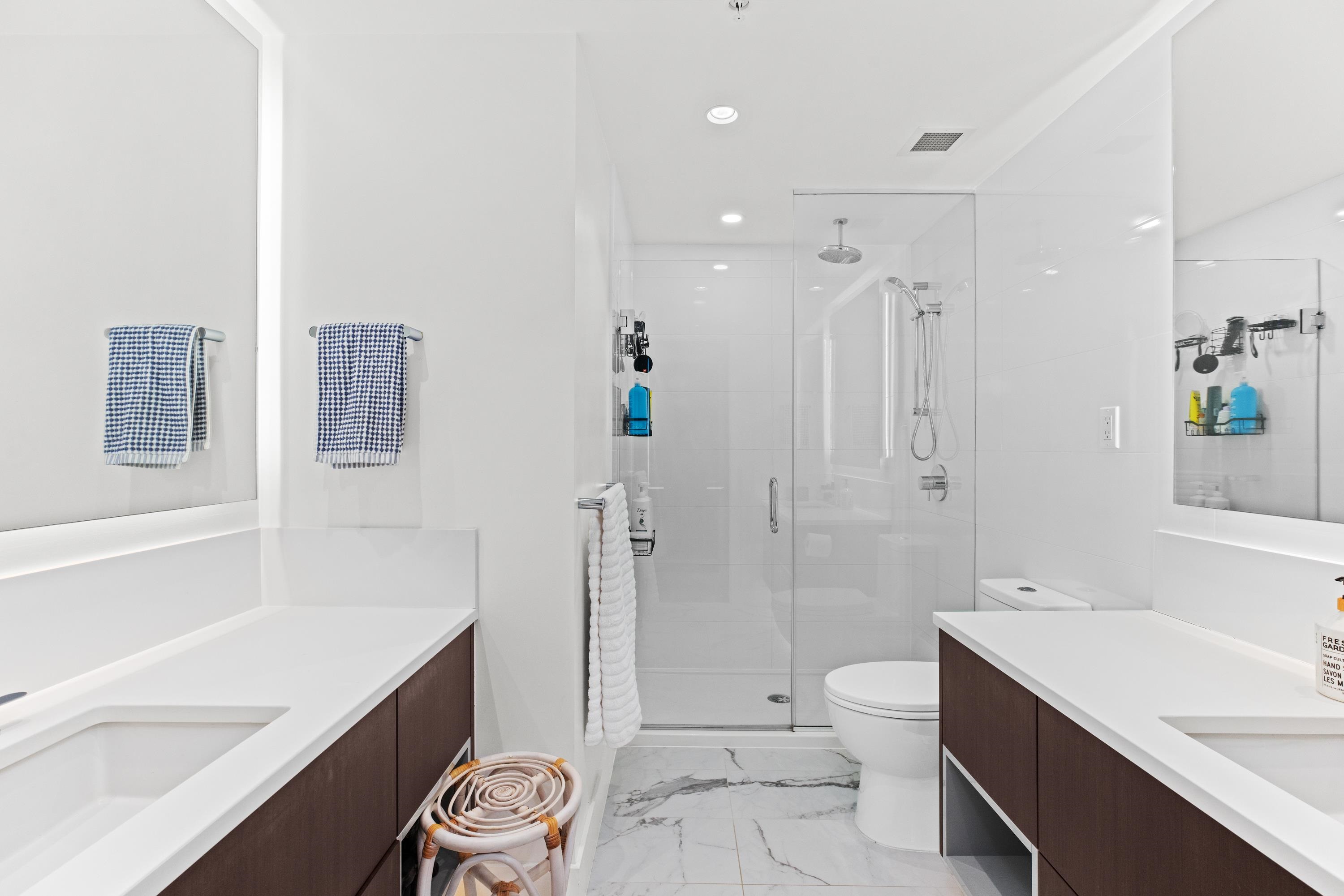 Listing image of 1107 1632 LIONS GATE LANE