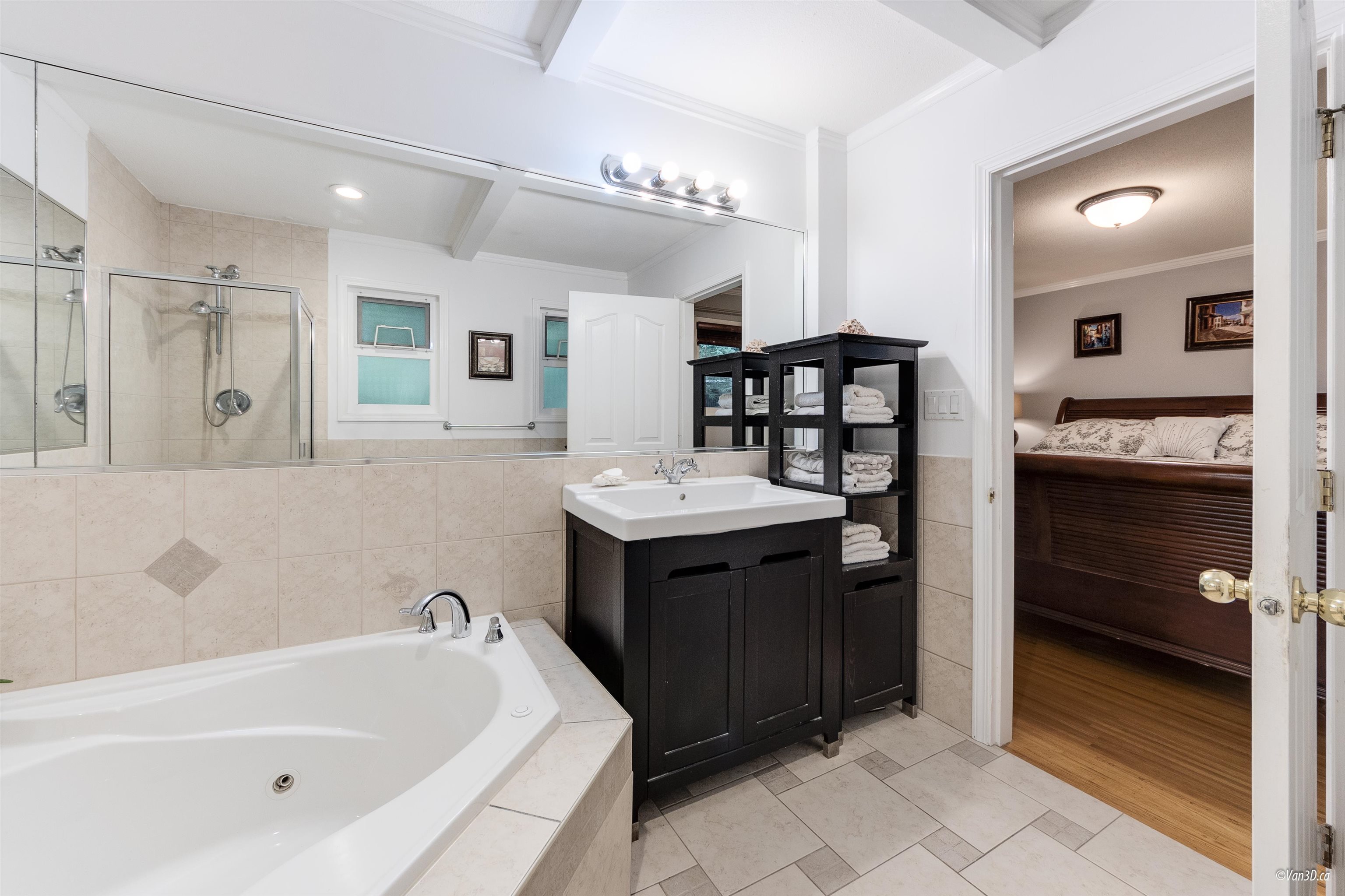 Listing image of 4540 MOUNTAIN HIGHWAY