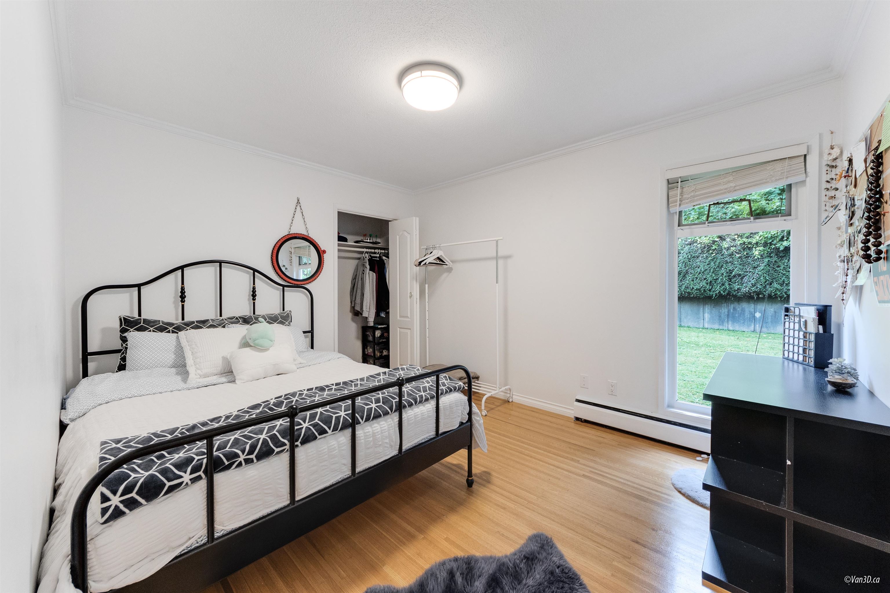 Listing image of 4540 MOUNTAIN HIGHWAY