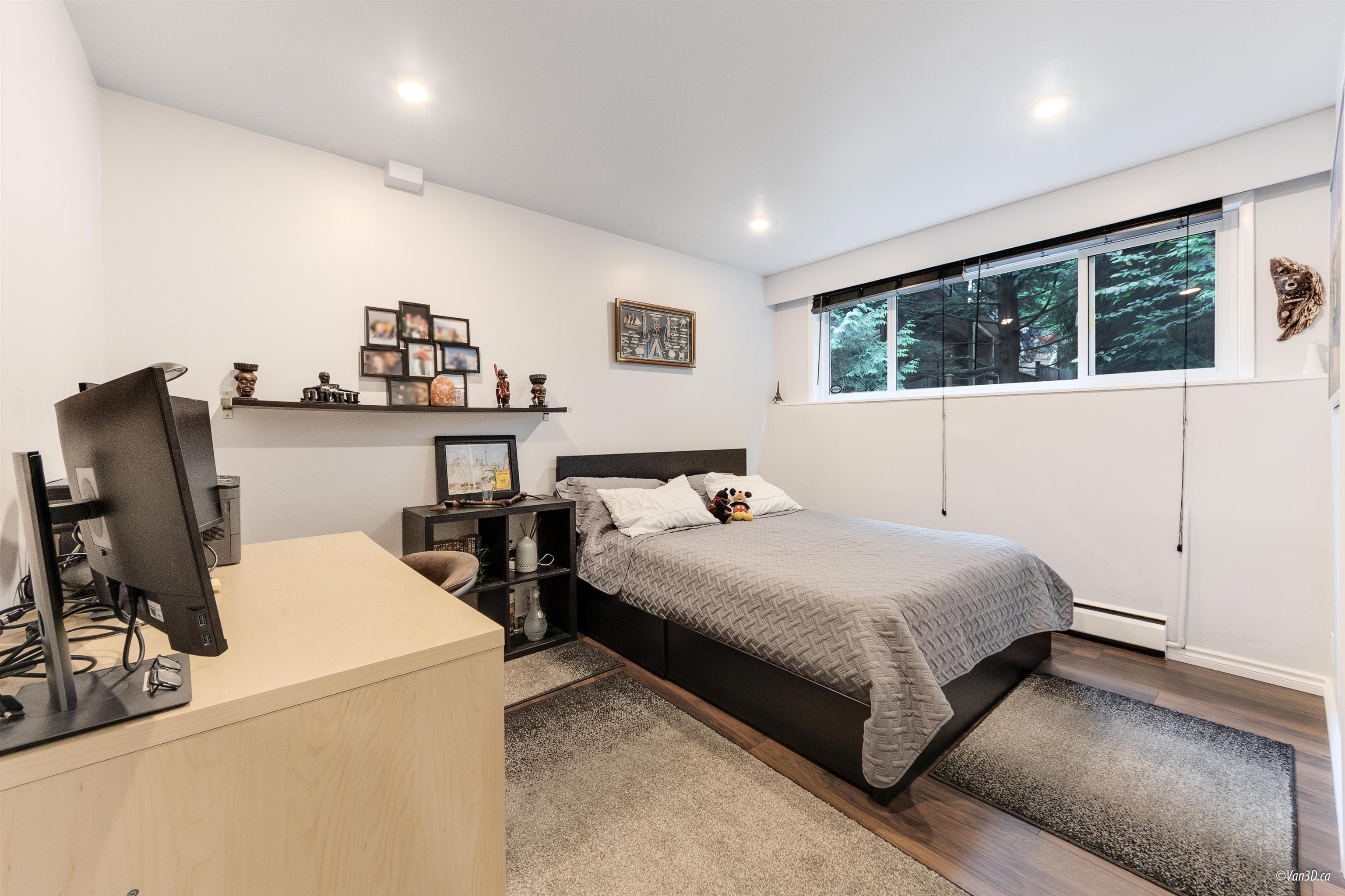 Listing image of 4540 MOUNTAIN HIGHWAY