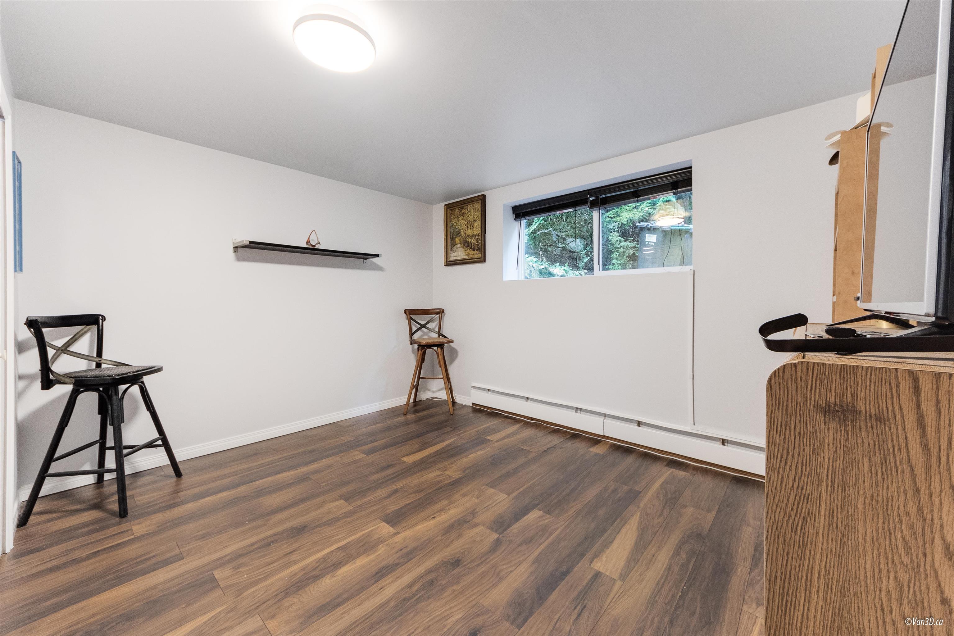 Listing image of 4540 MOUNTAIN HIGHWAY