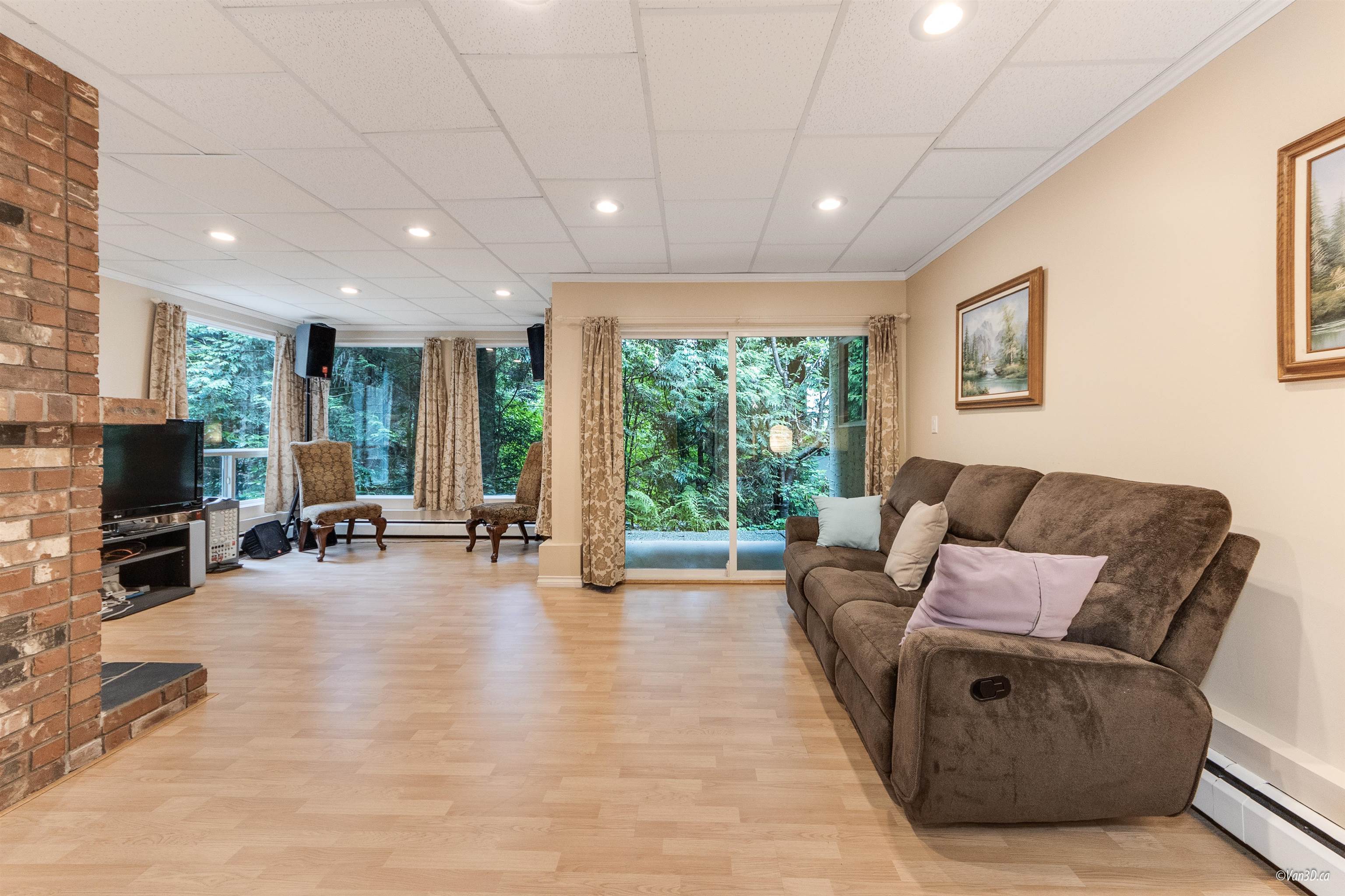 Listing image of 4540 MOUNTAIN HIGHWAY