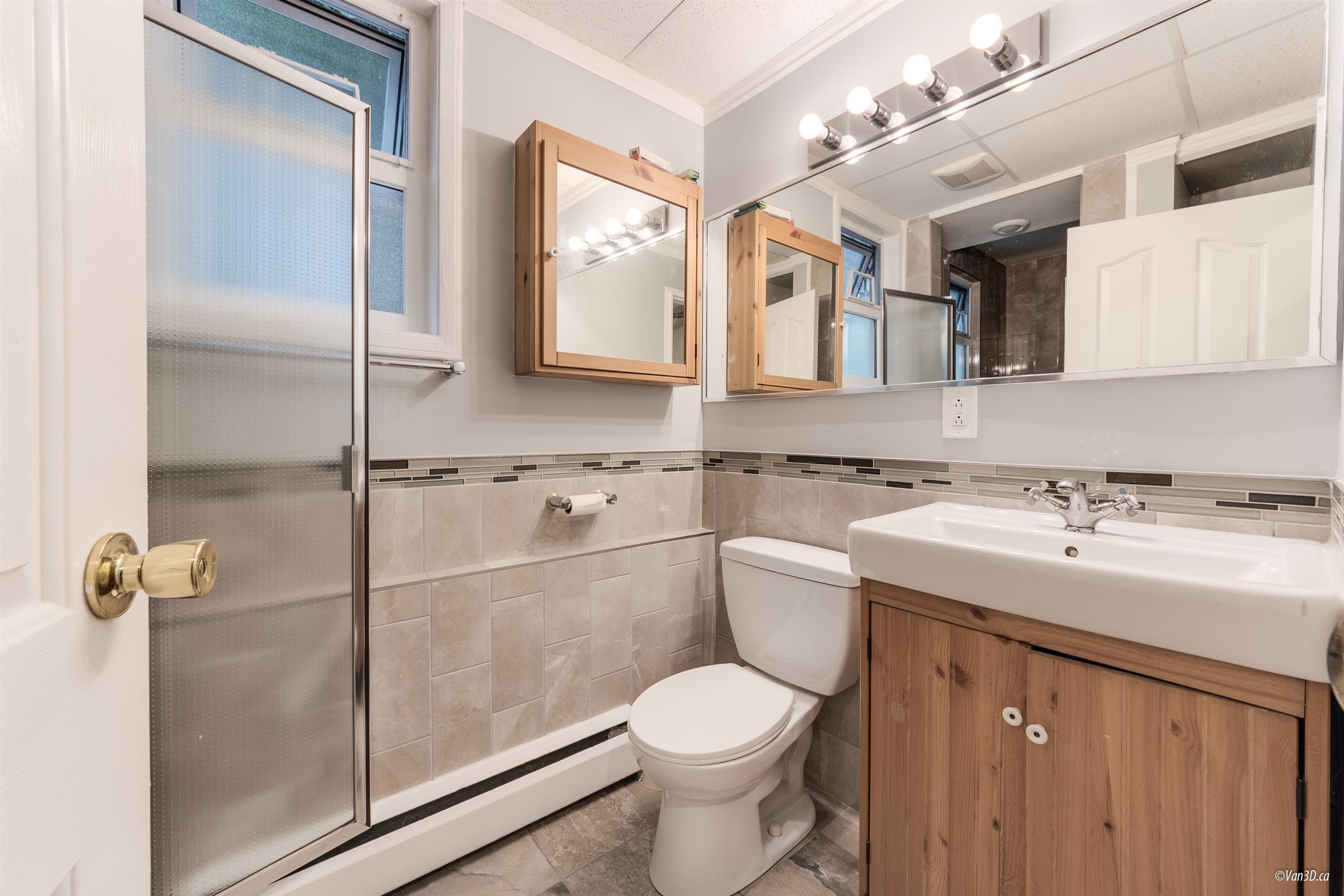 Listing image of 4540 MOUNTAIN HIGHWAY