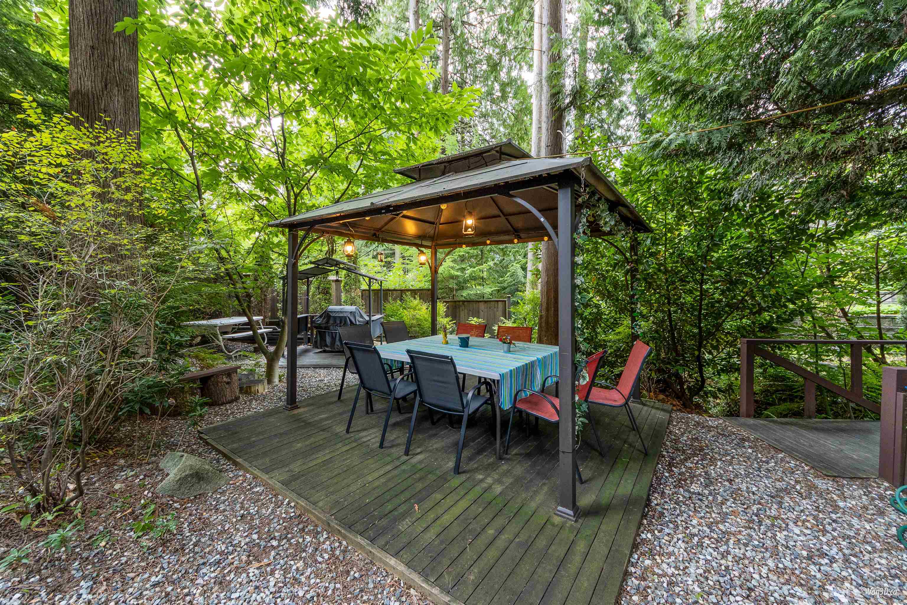 Listing image of 4540 MOUNTAIN HIGHWAY