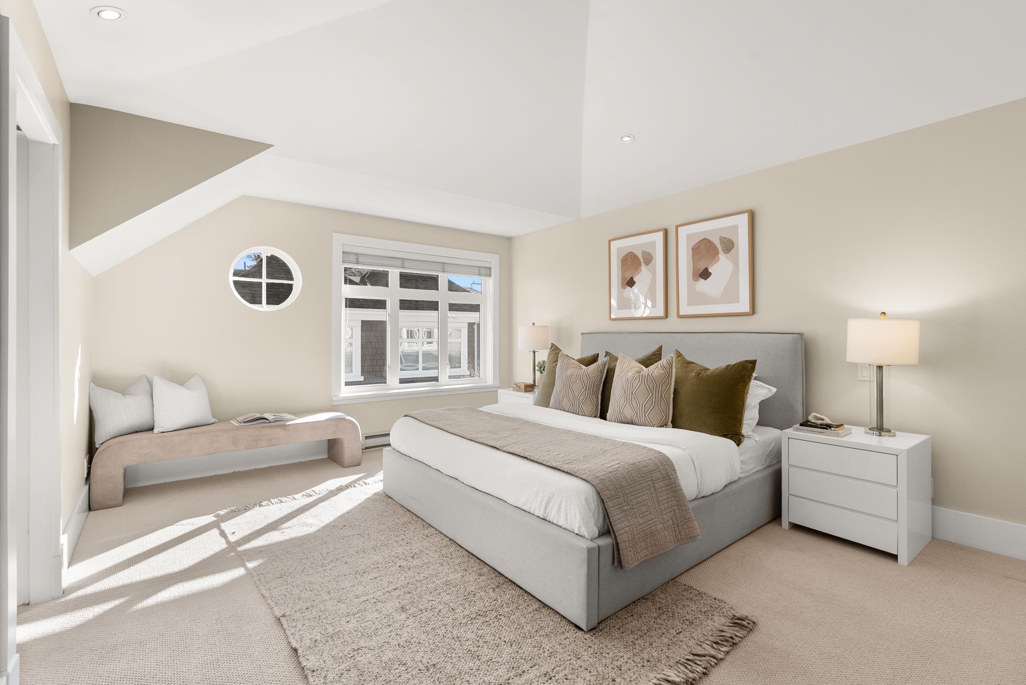 Listing image of 2119 GORDON AVENUE