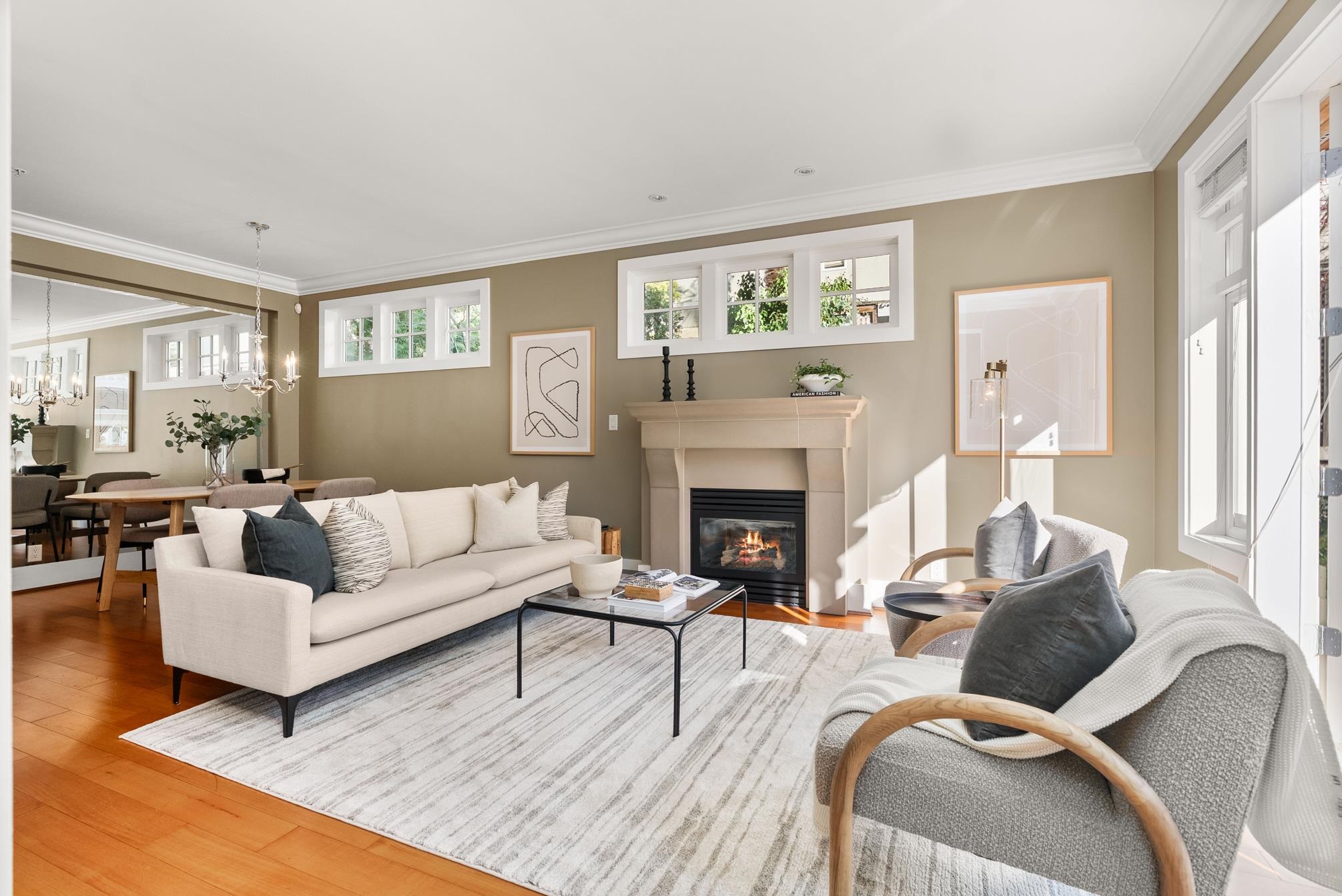 Listing image of 2119 GORDON AVENUE