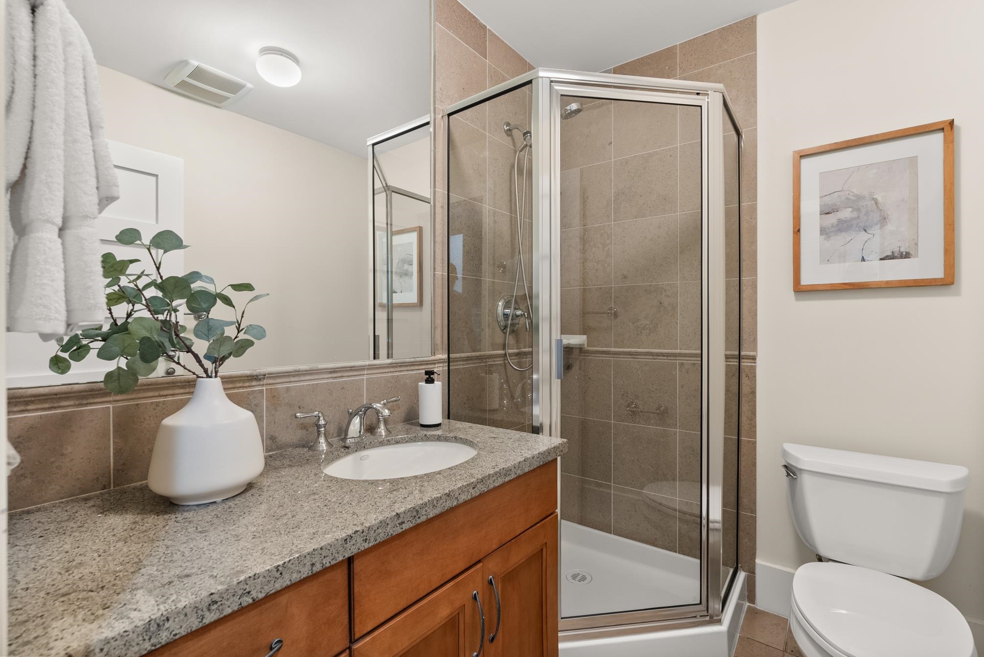 Listing image of 2119 GORDON AVENUE