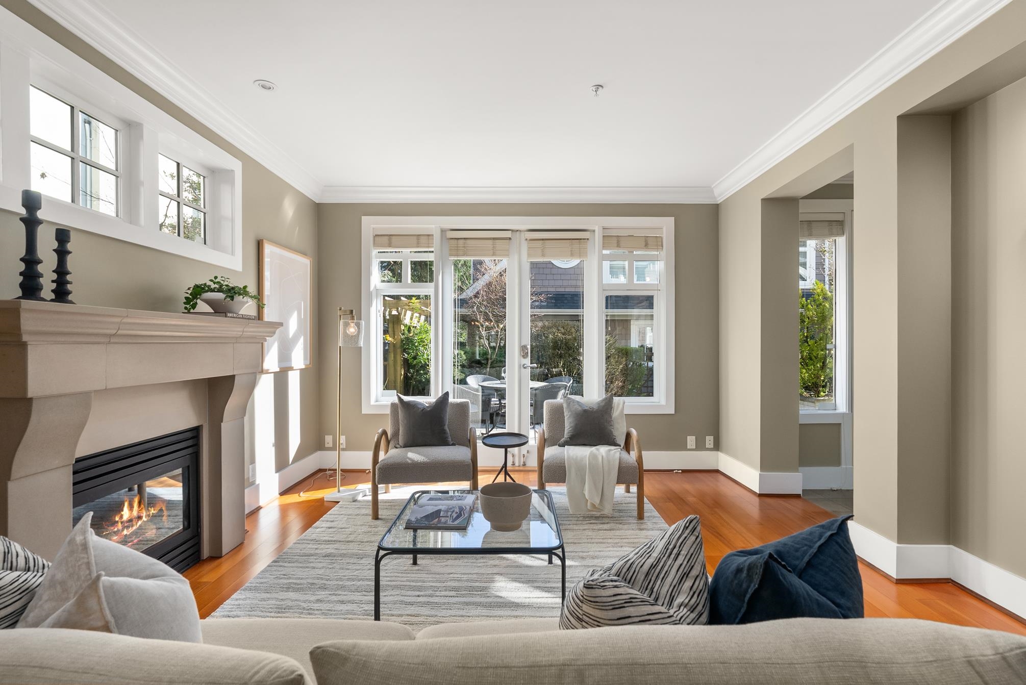 Listing image of 2119 GORDON AVENUE