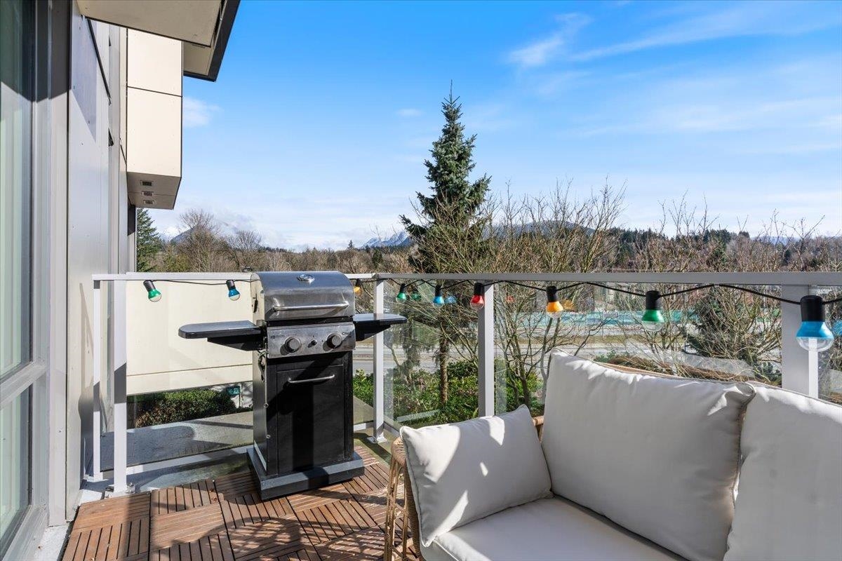 Listing image of 419 680 SEYLYNN CRESCENT