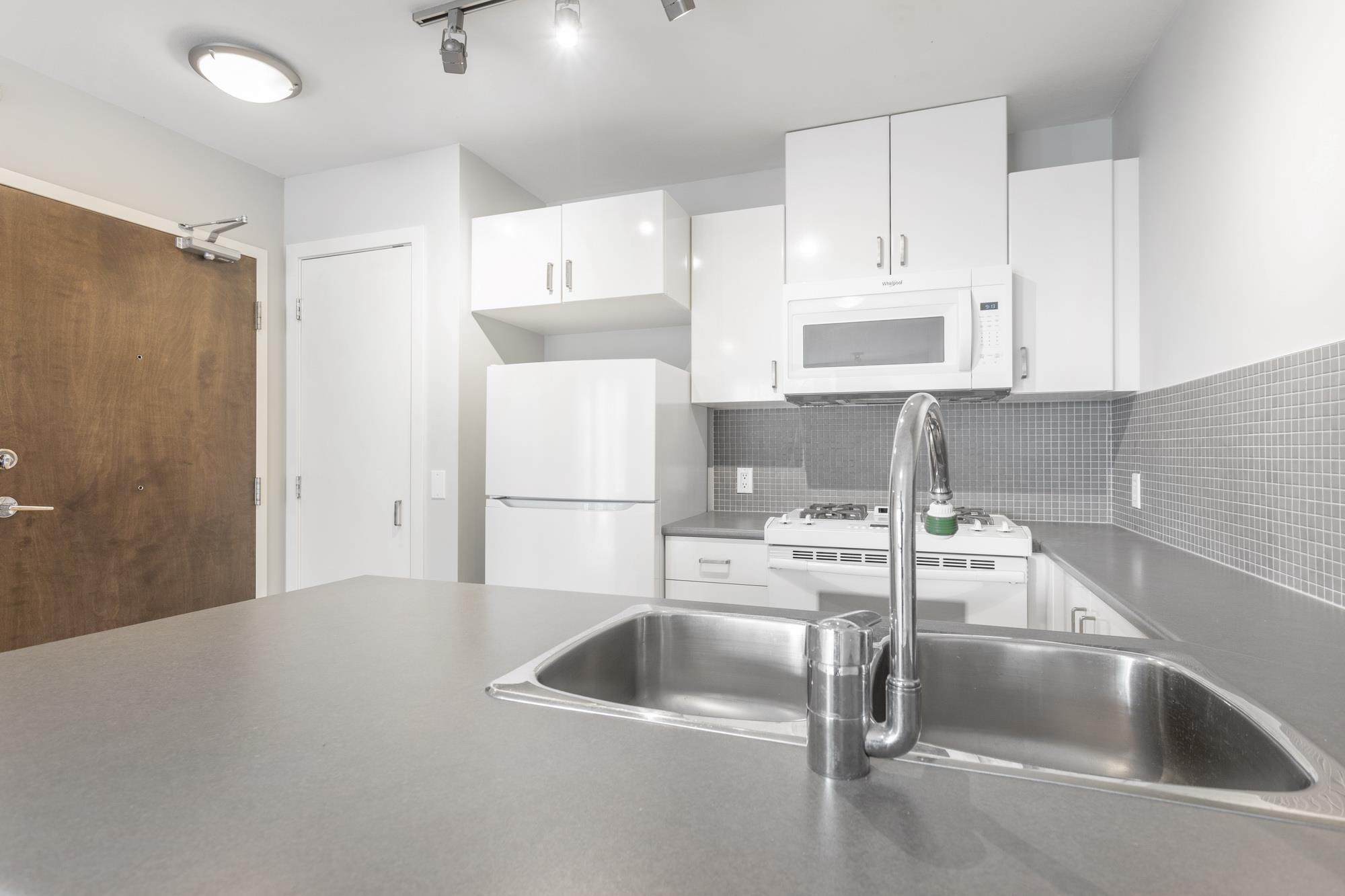 Listing image of 714 175 W 1ST STREET