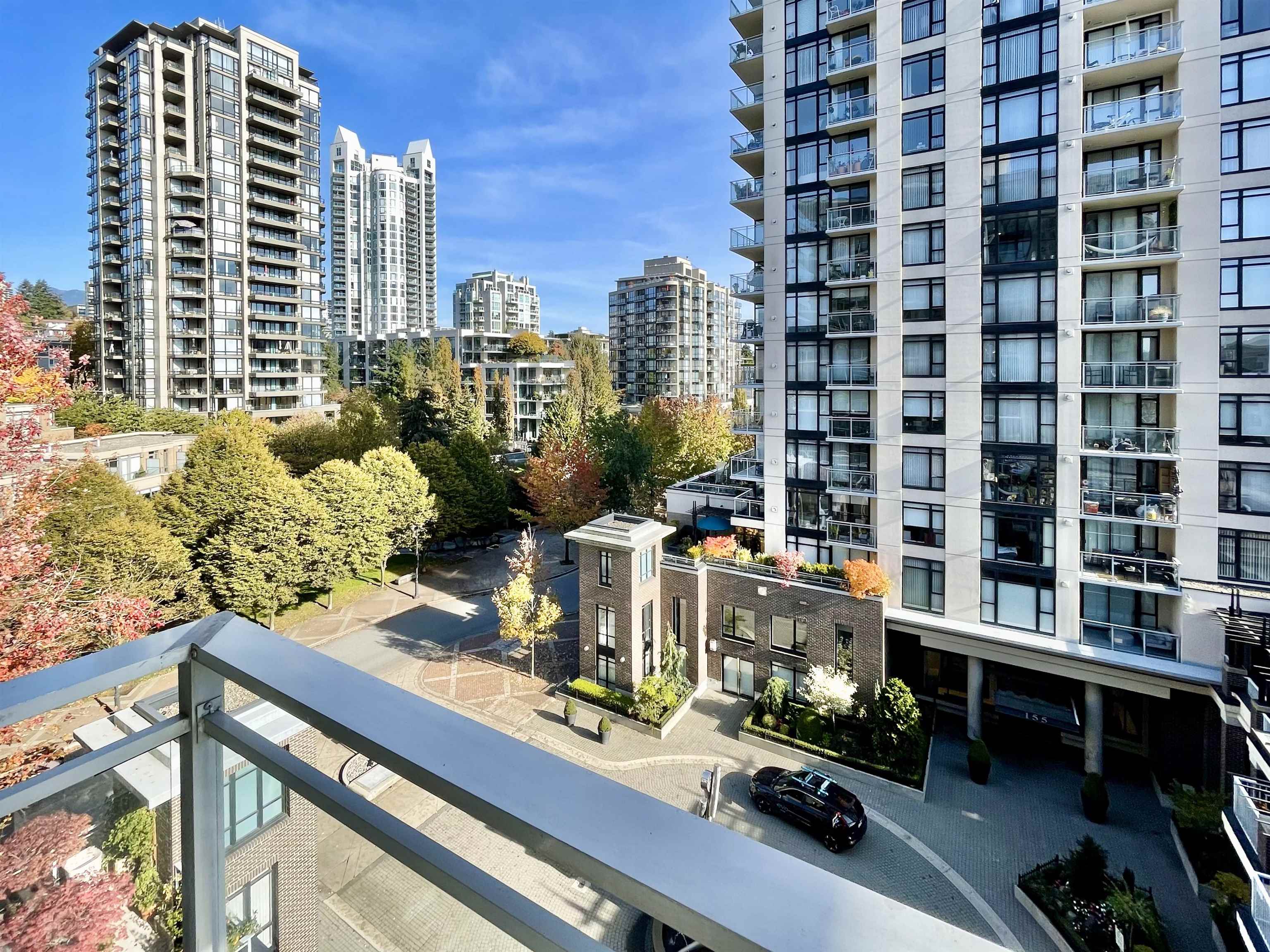 Listing image of 714 175 W 1ST STREET