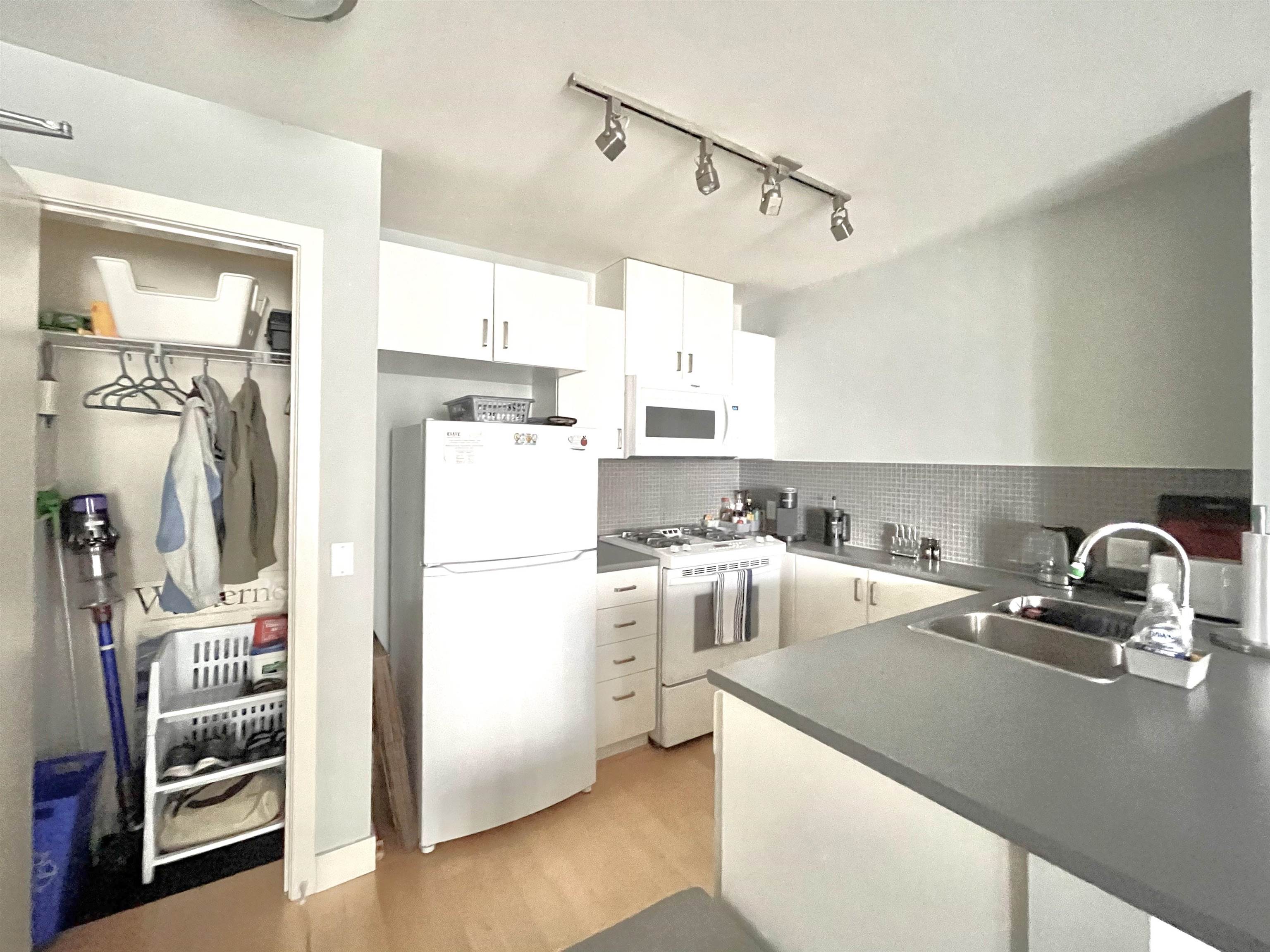 Listing image of 714 175 W 1ST STREET