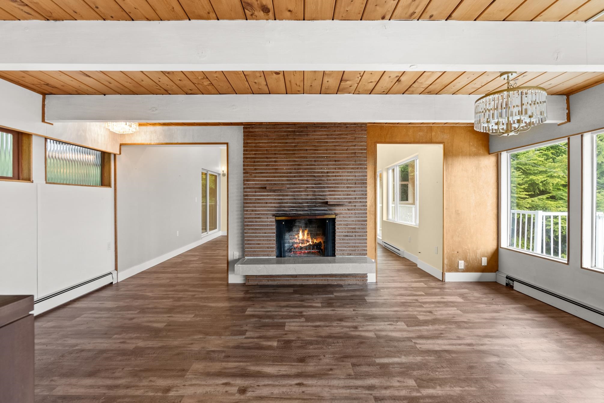Listing image of 565 ST. GILES ROAD