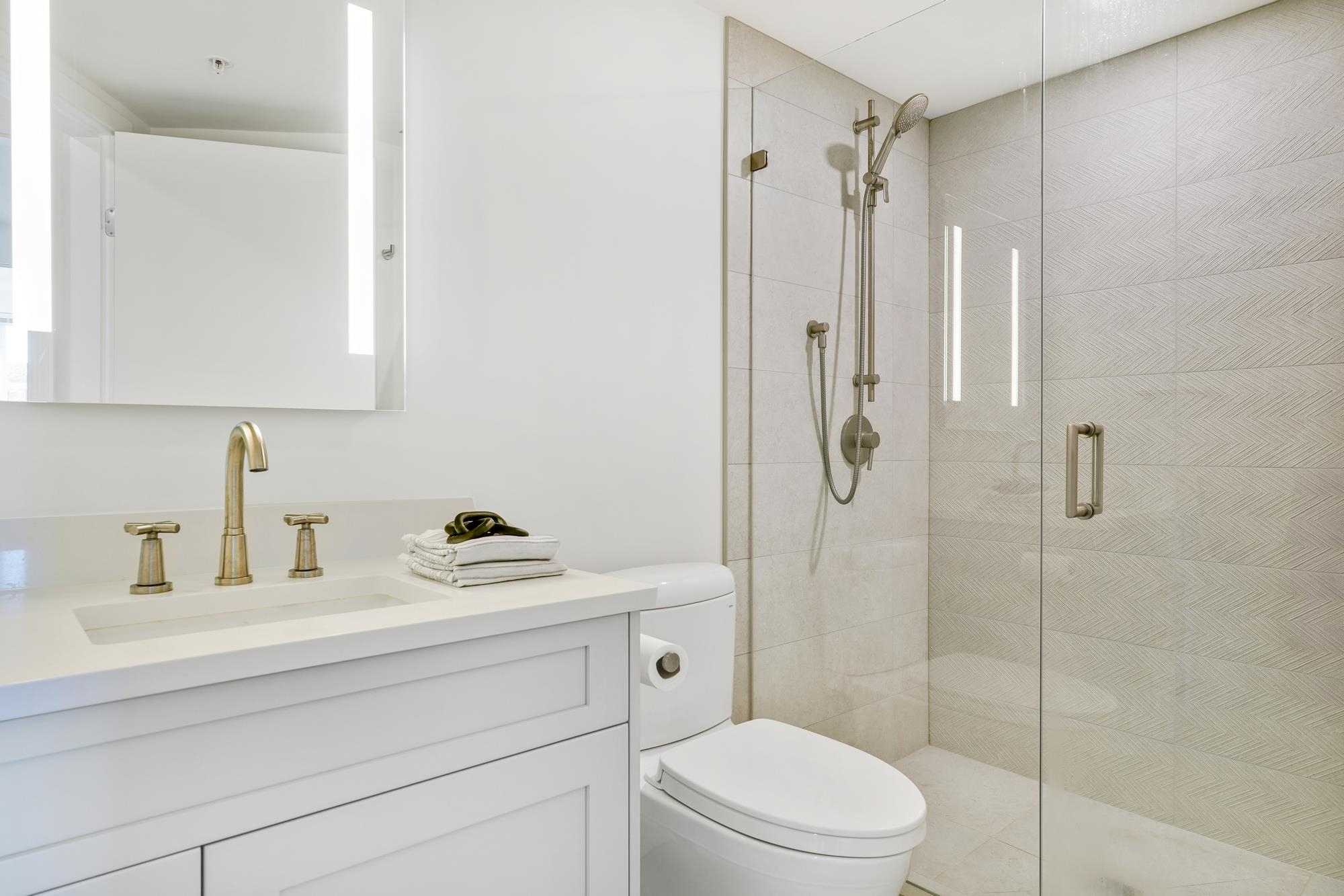Listing image of TH1 168 E ESPLANADE AVENUE