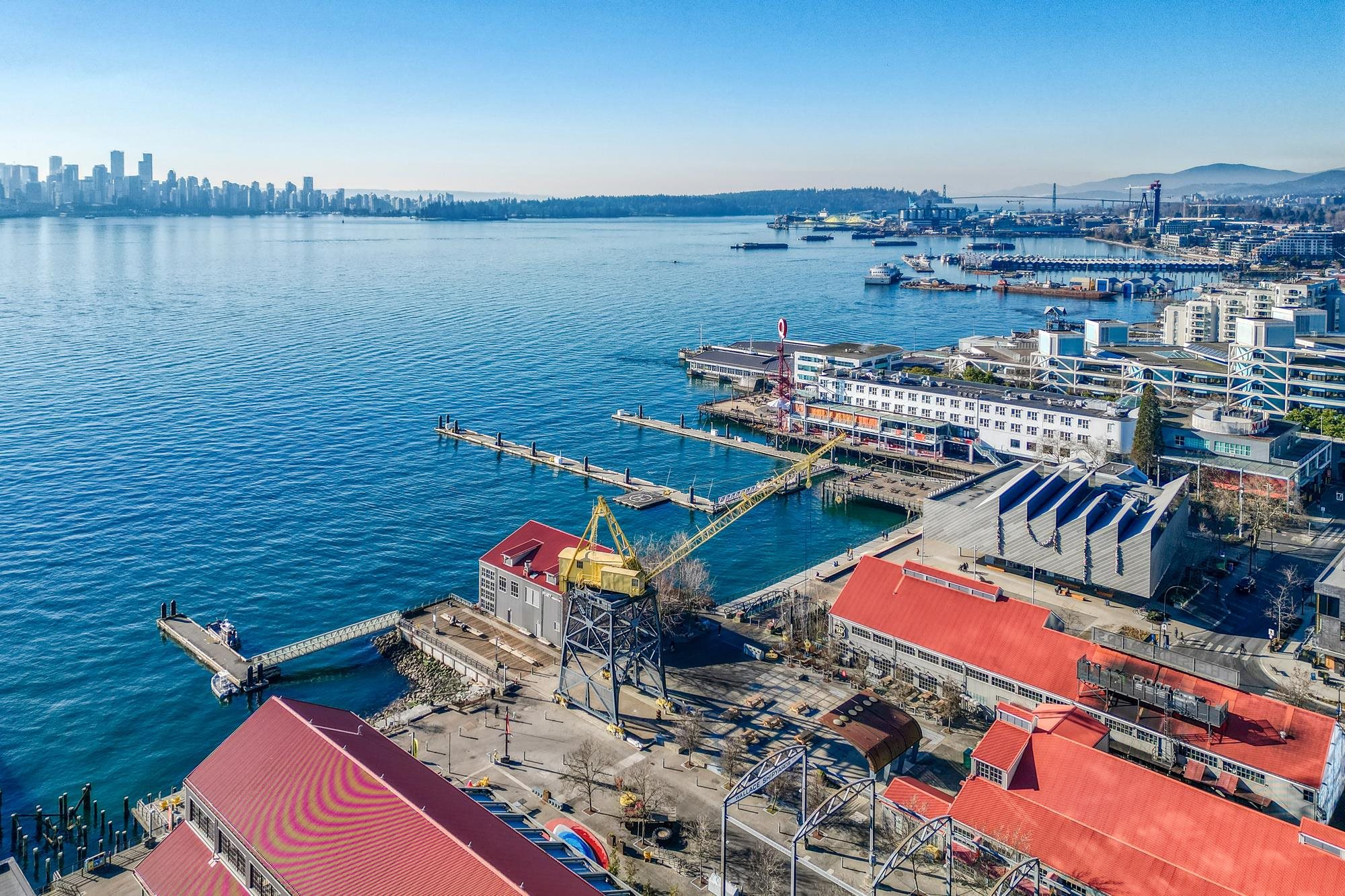 Listing image of TH1 168 E ESPLANADE AVENUE
