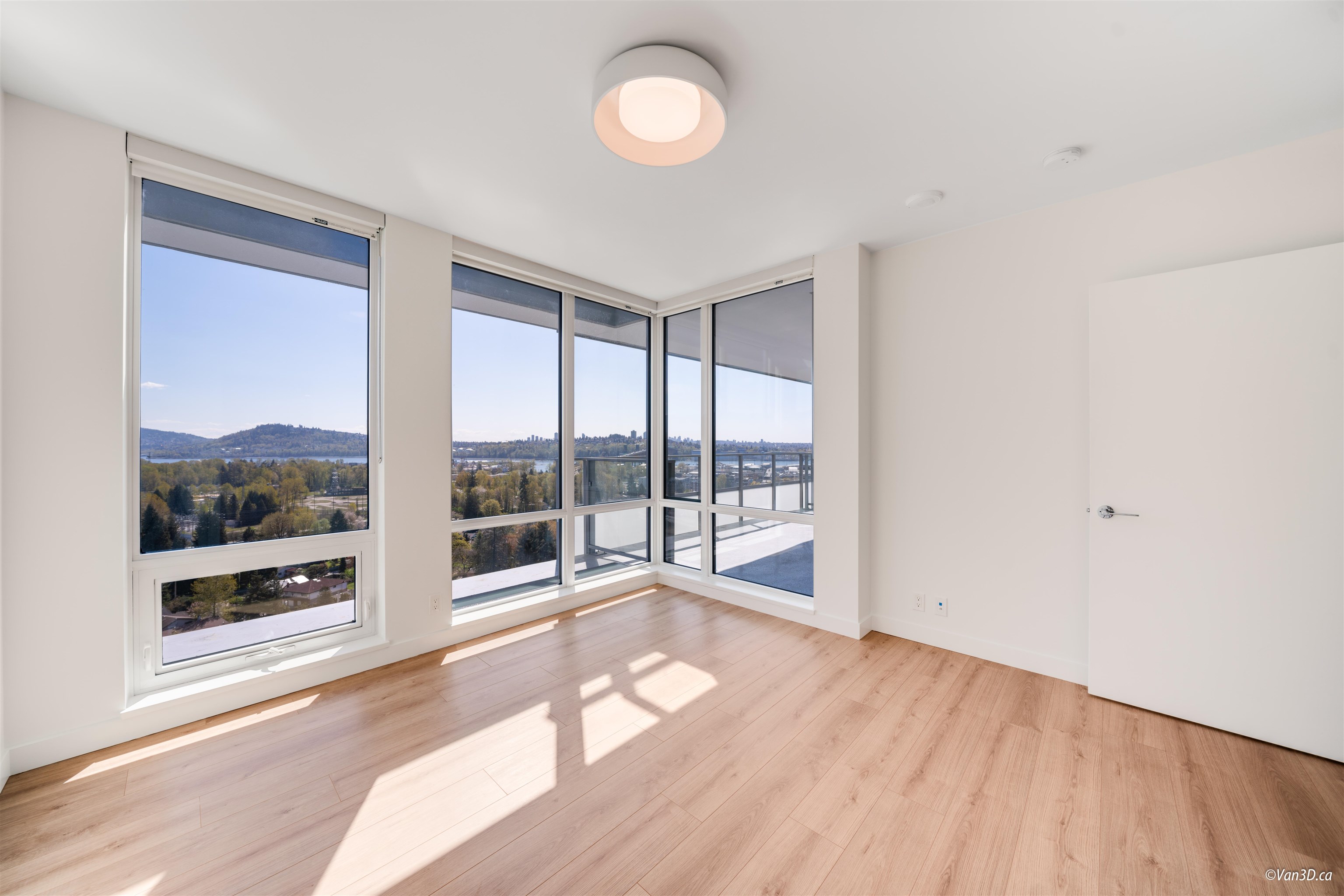 Listing image of 1906 1500 FERN STREET