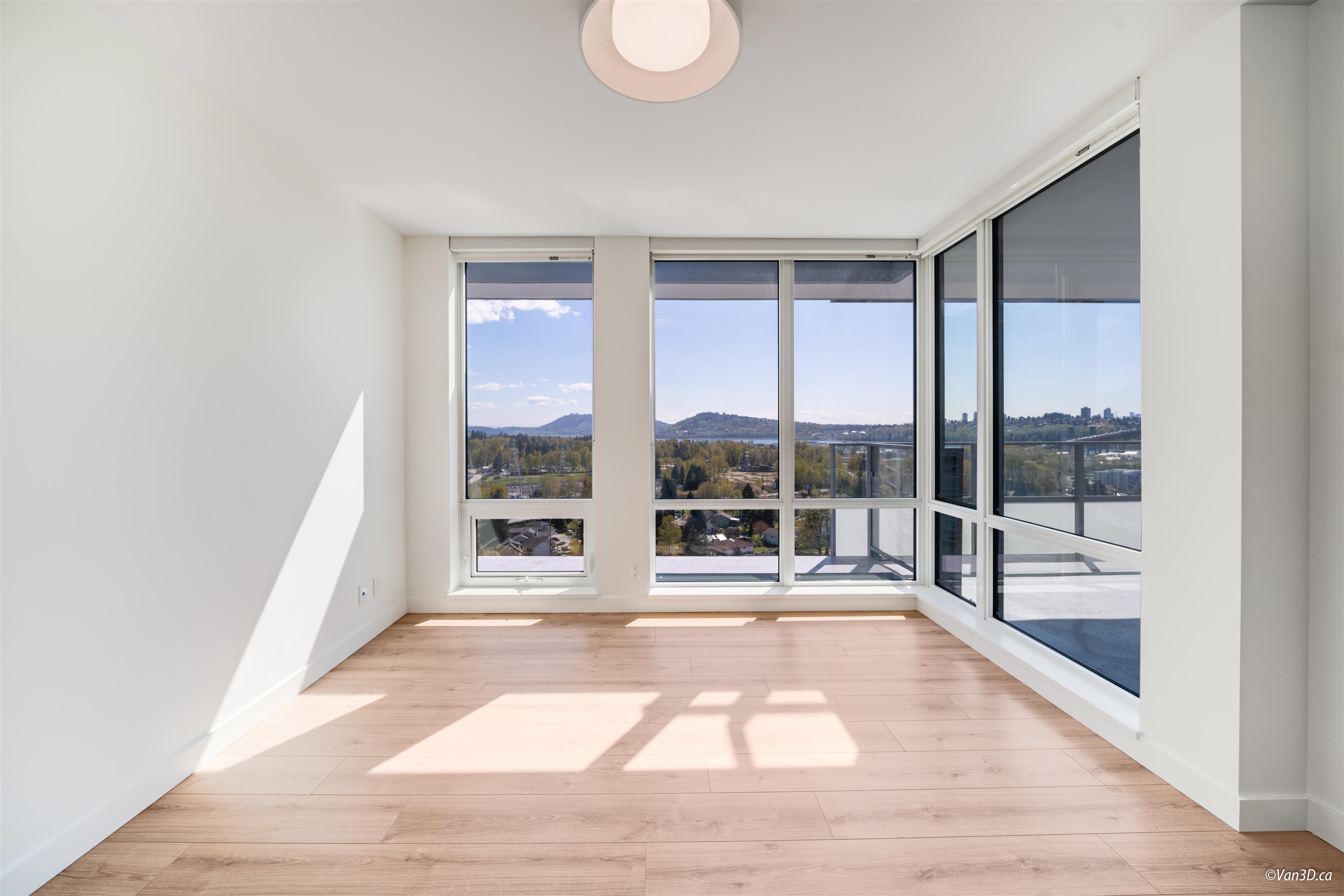 Listing image of 1906 1500 FERN STREET