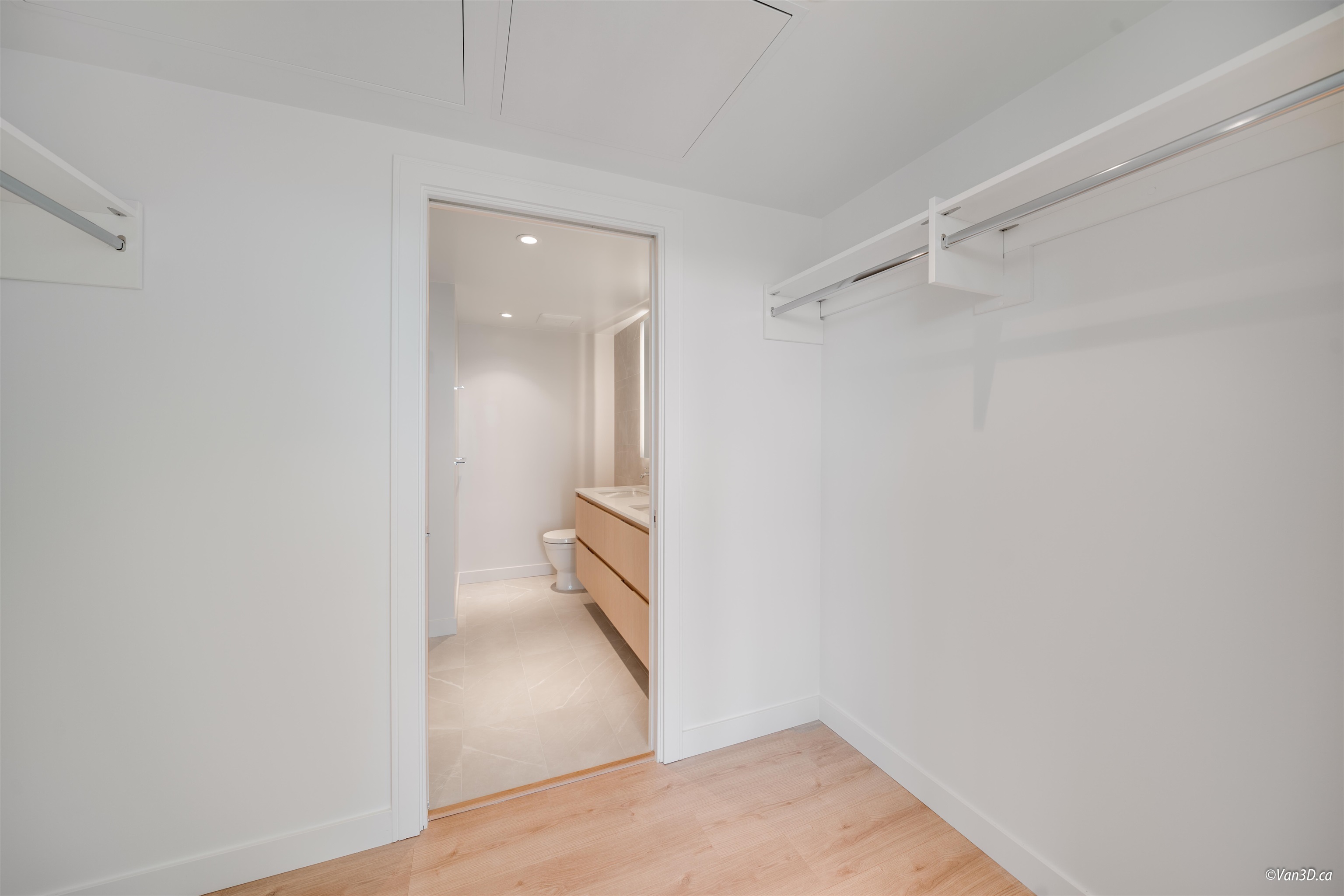 Listing image of 1906 1500 FERN STREET