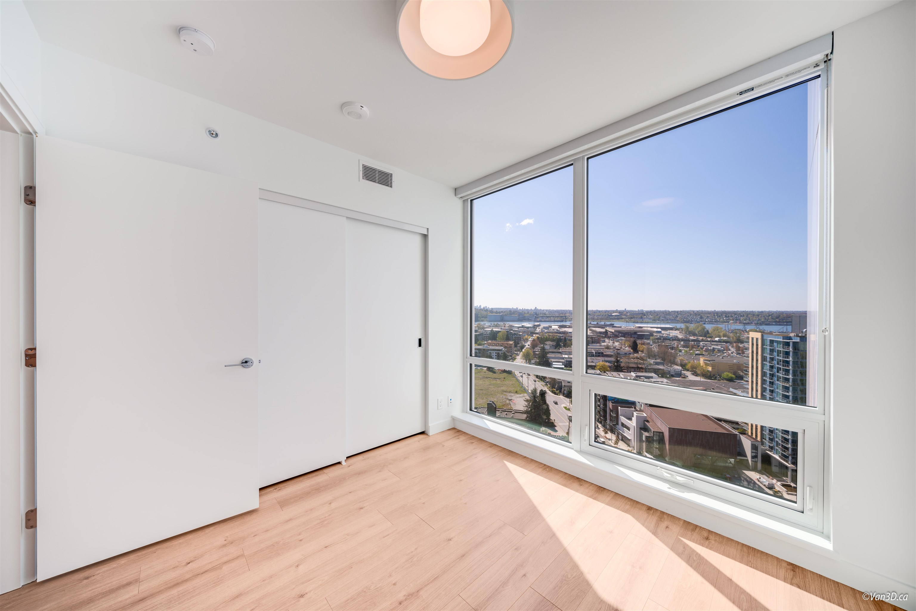 Listing image of 1906 1500 FERN STREET