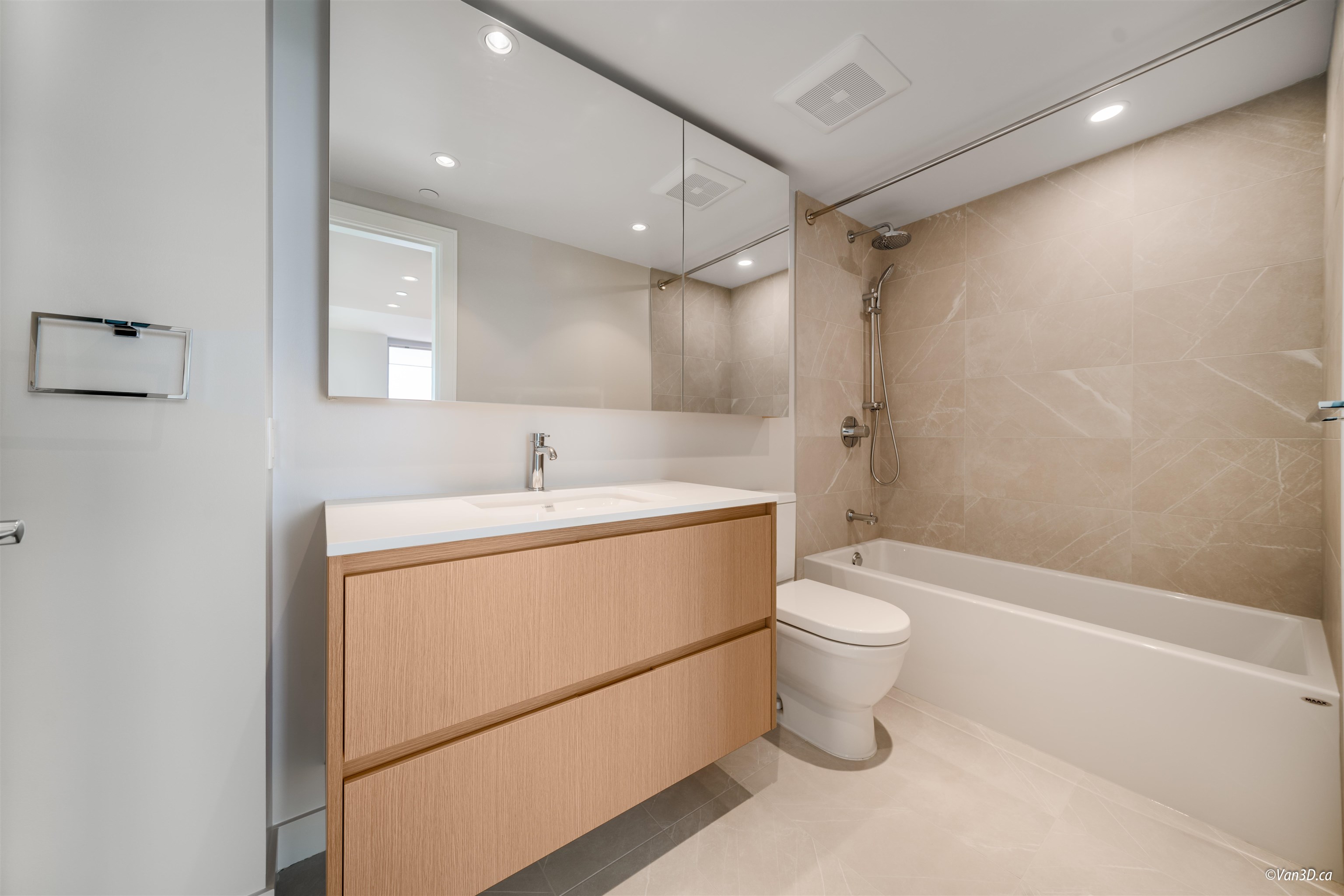 Listing image of 1906 1500 FERN STREET