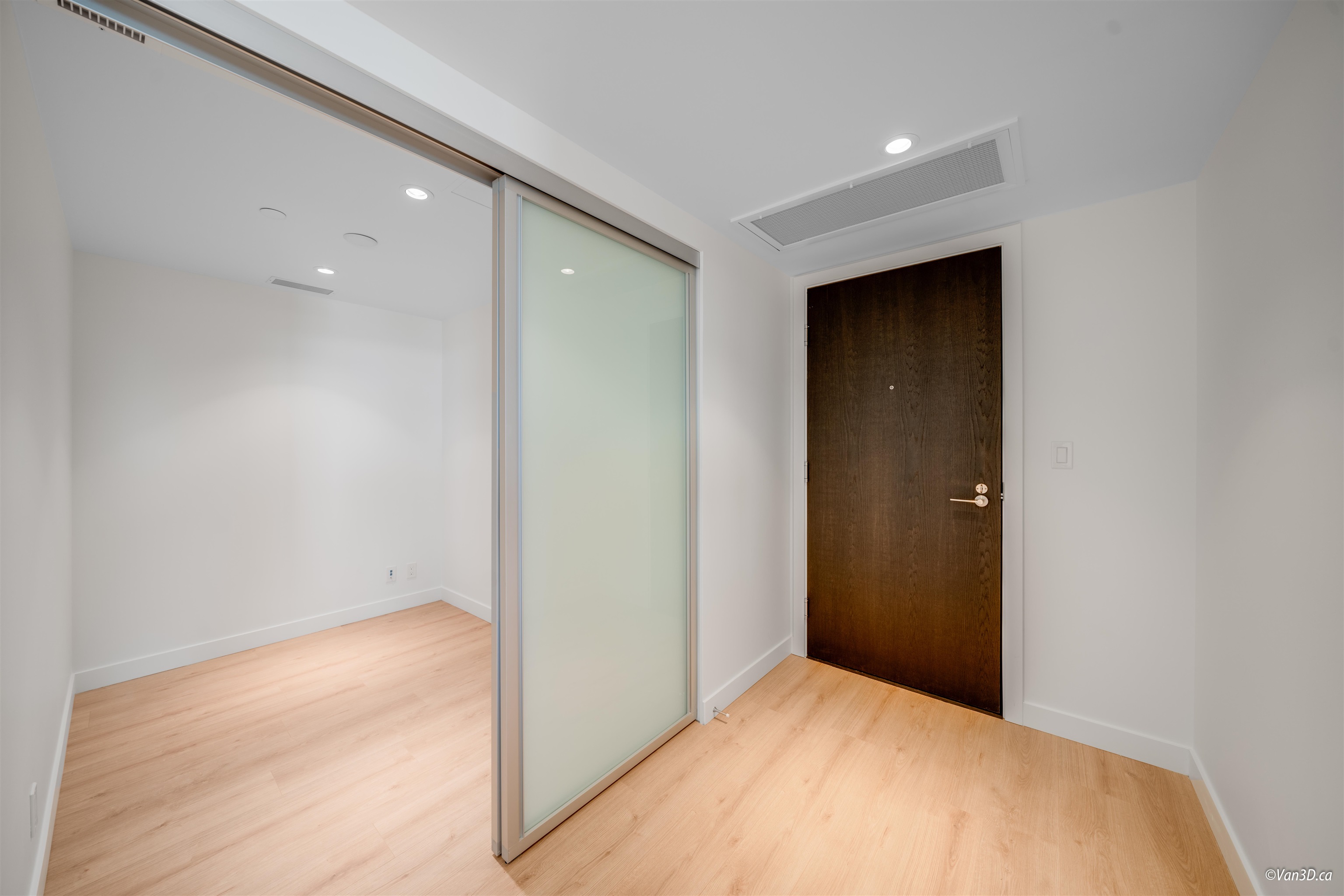 Listing image of 1906 1500 FERN STREET