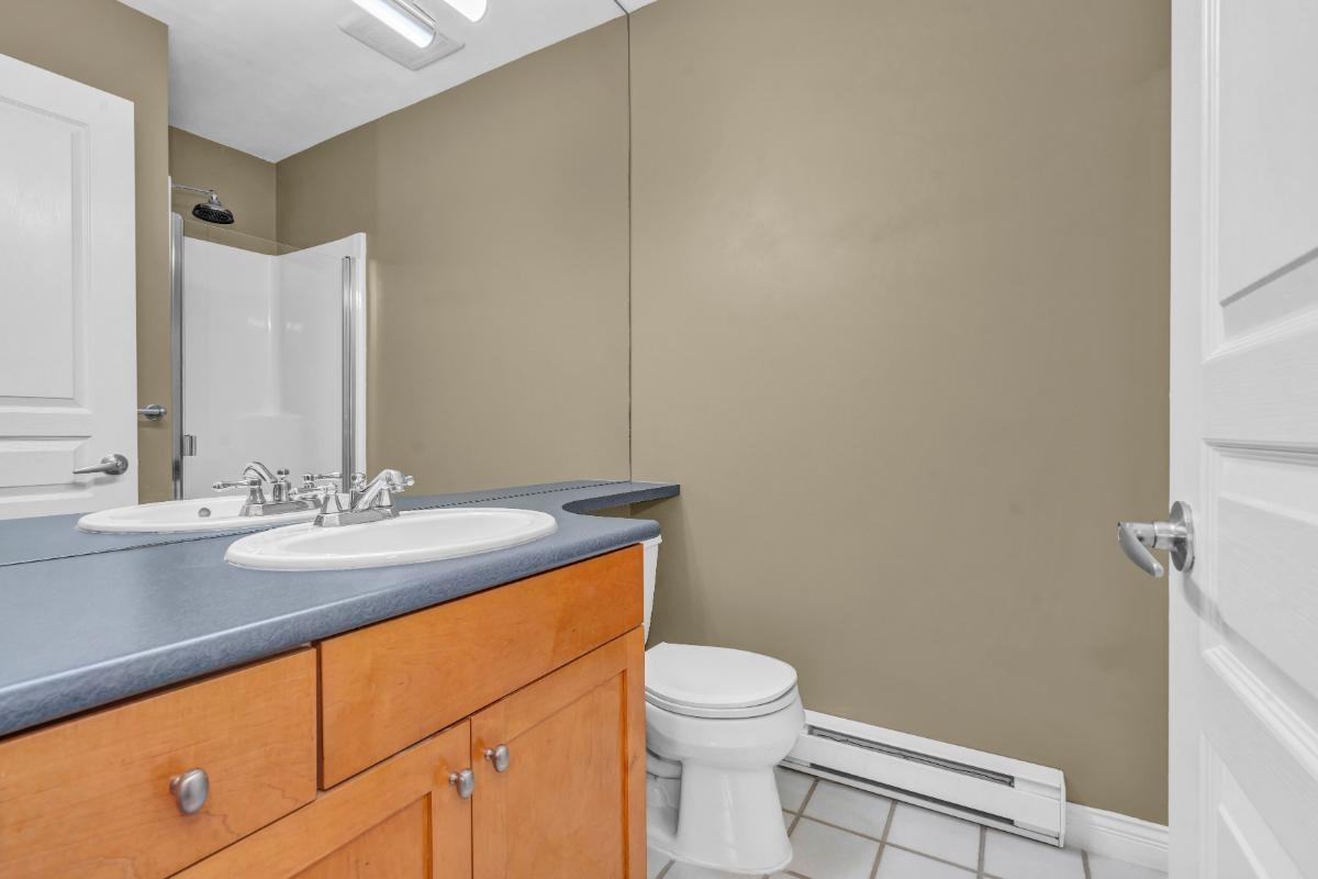 Listing image of 2 288 ST. DAVIDS AVENUE