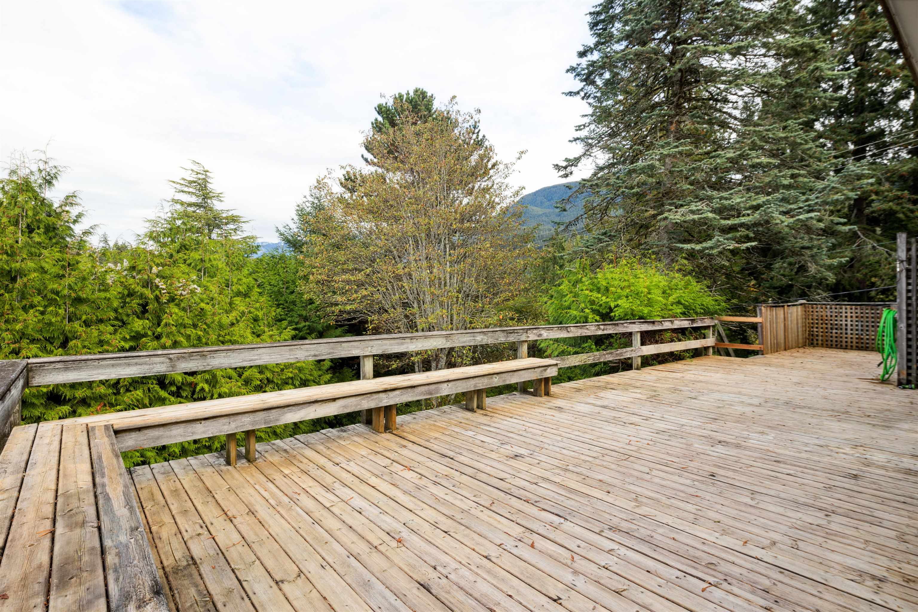 Listing image of 6295 ST. GEORGES AVENUE