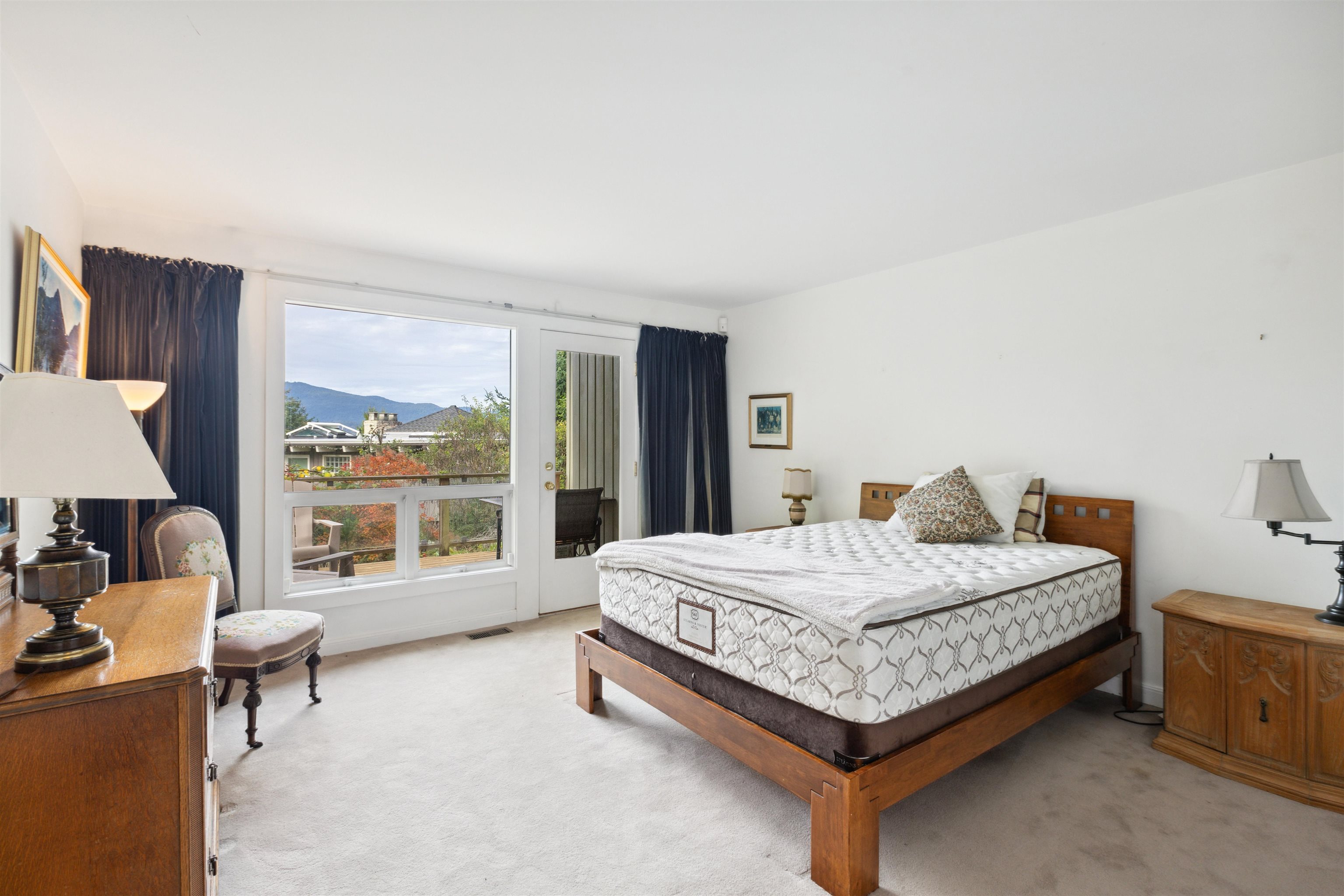 Listing image of 6295 ST. GEORGES AVENUE