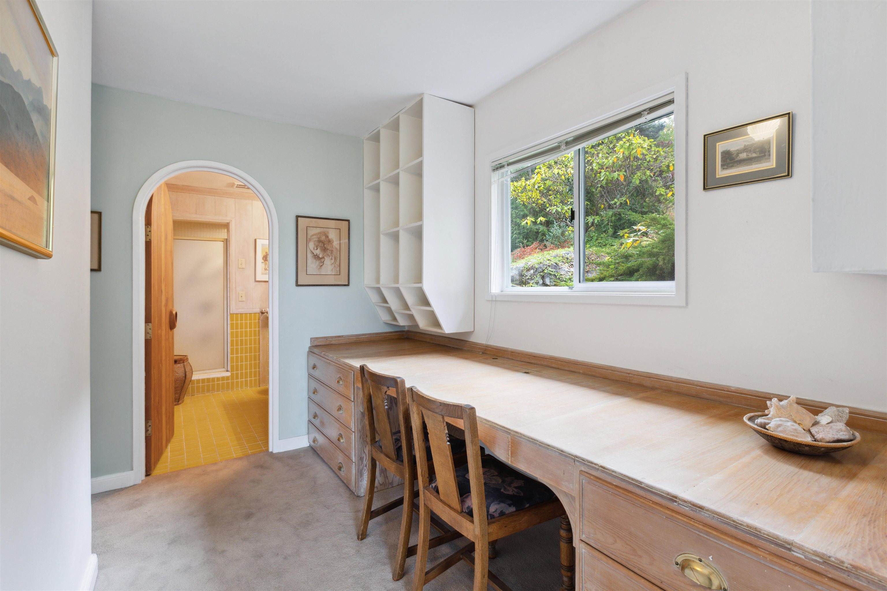 Listing image of 6295 ST. GEORGES AVENUE