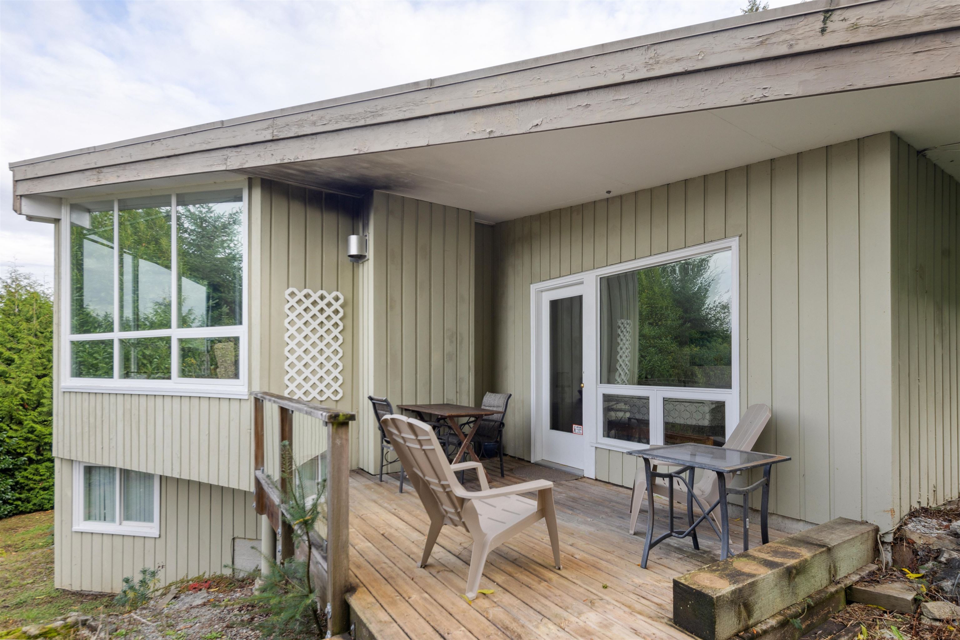 Listing image of 6295 ST. GEORGES AVENUE