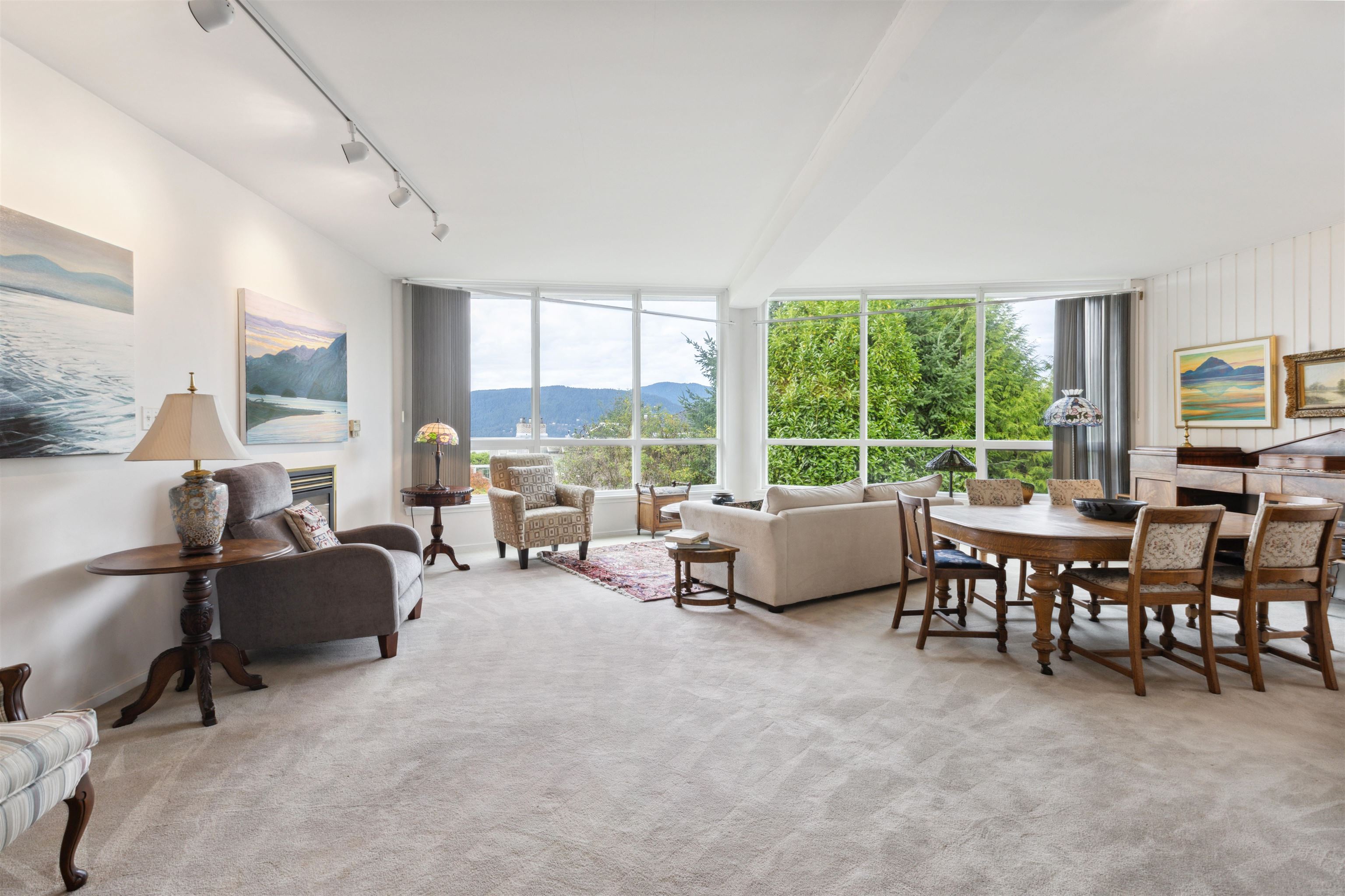 Listing image of 6295 ST. GEORGES AVENUE