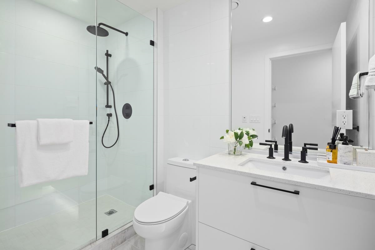 Listing image of 244 545 E 2ND STREET