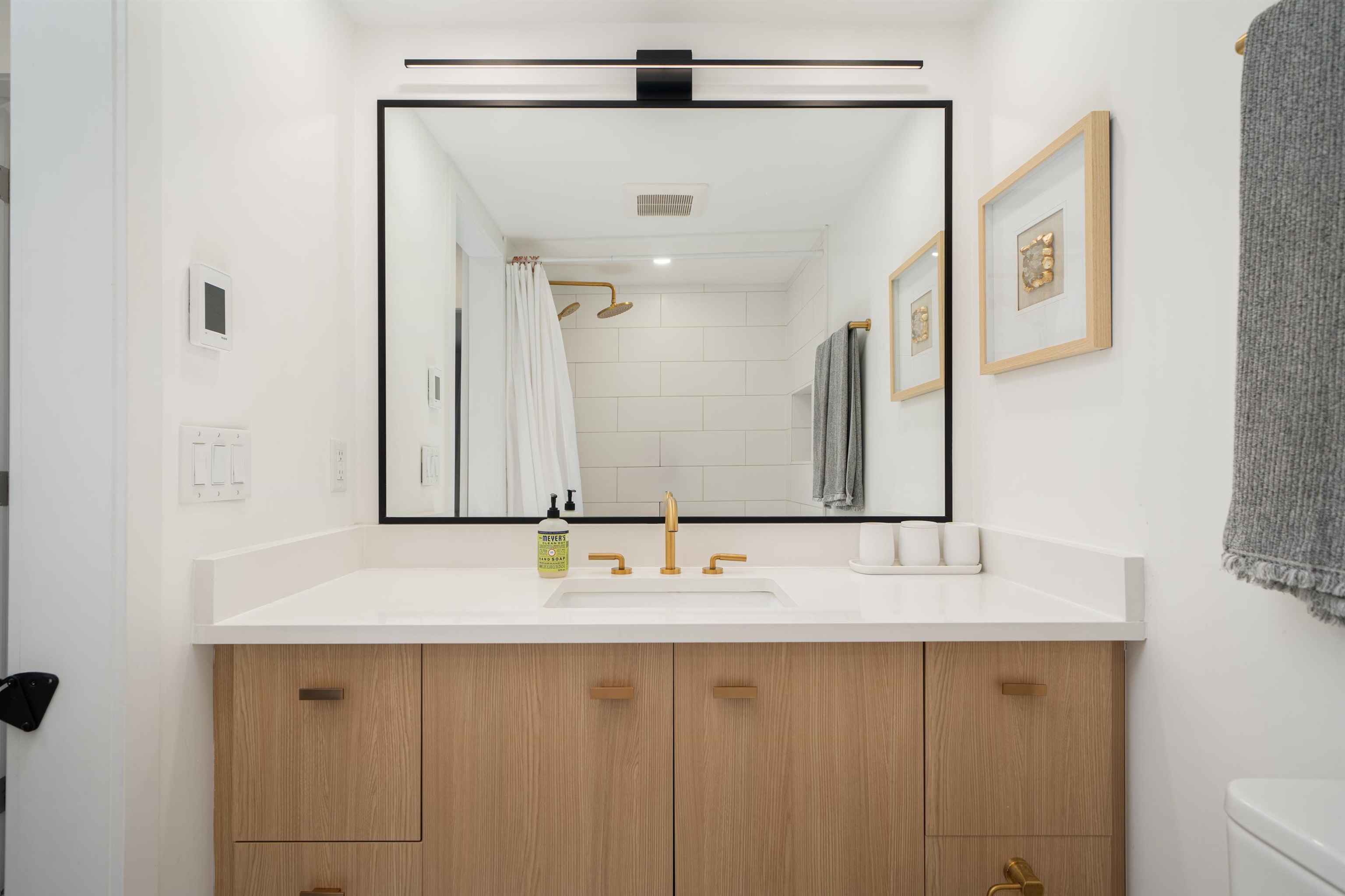 Listing image of 438 CROSSCREEK ROAD
