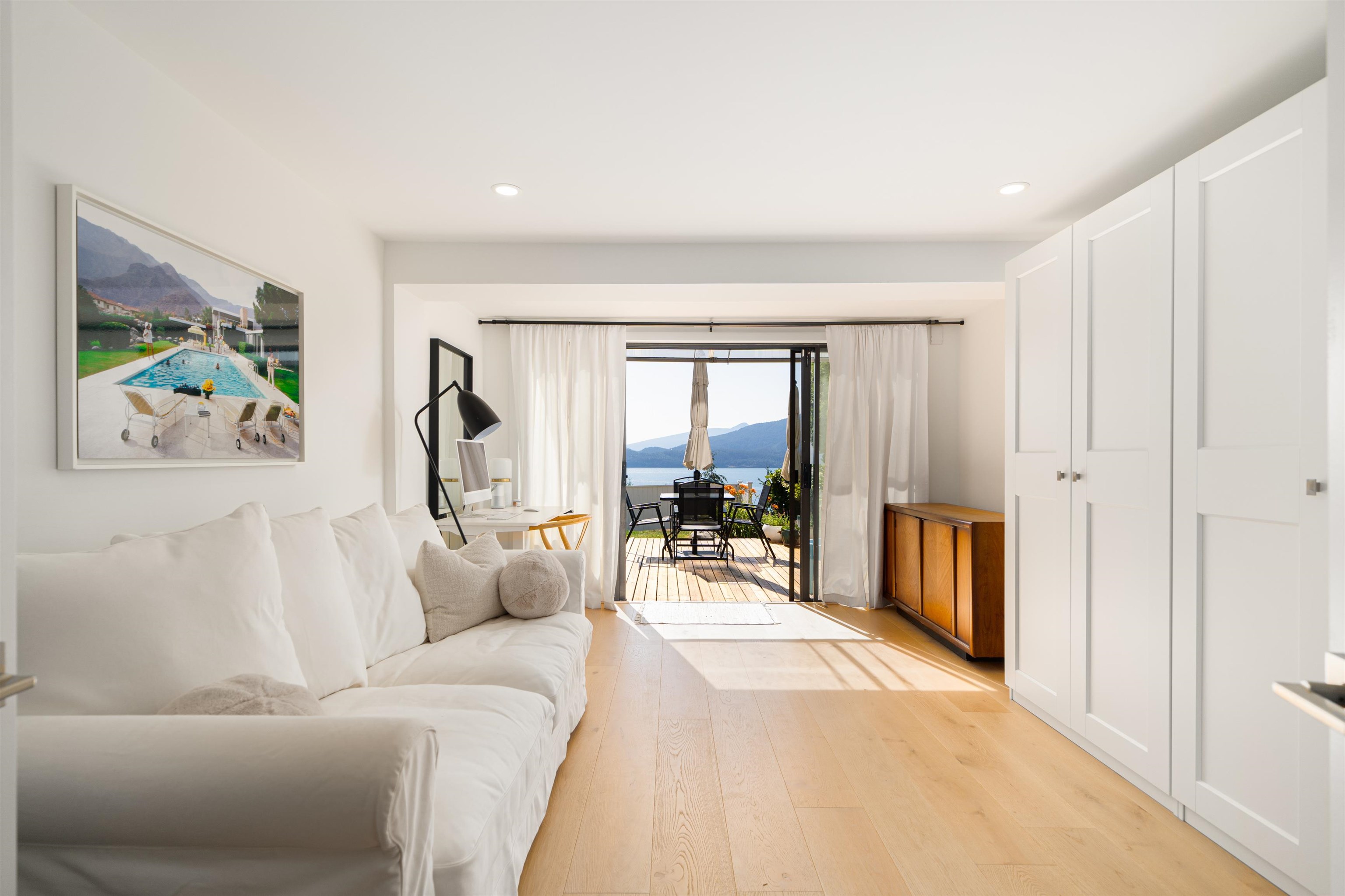 Listing image of 438 CROSSCREEK ROAD