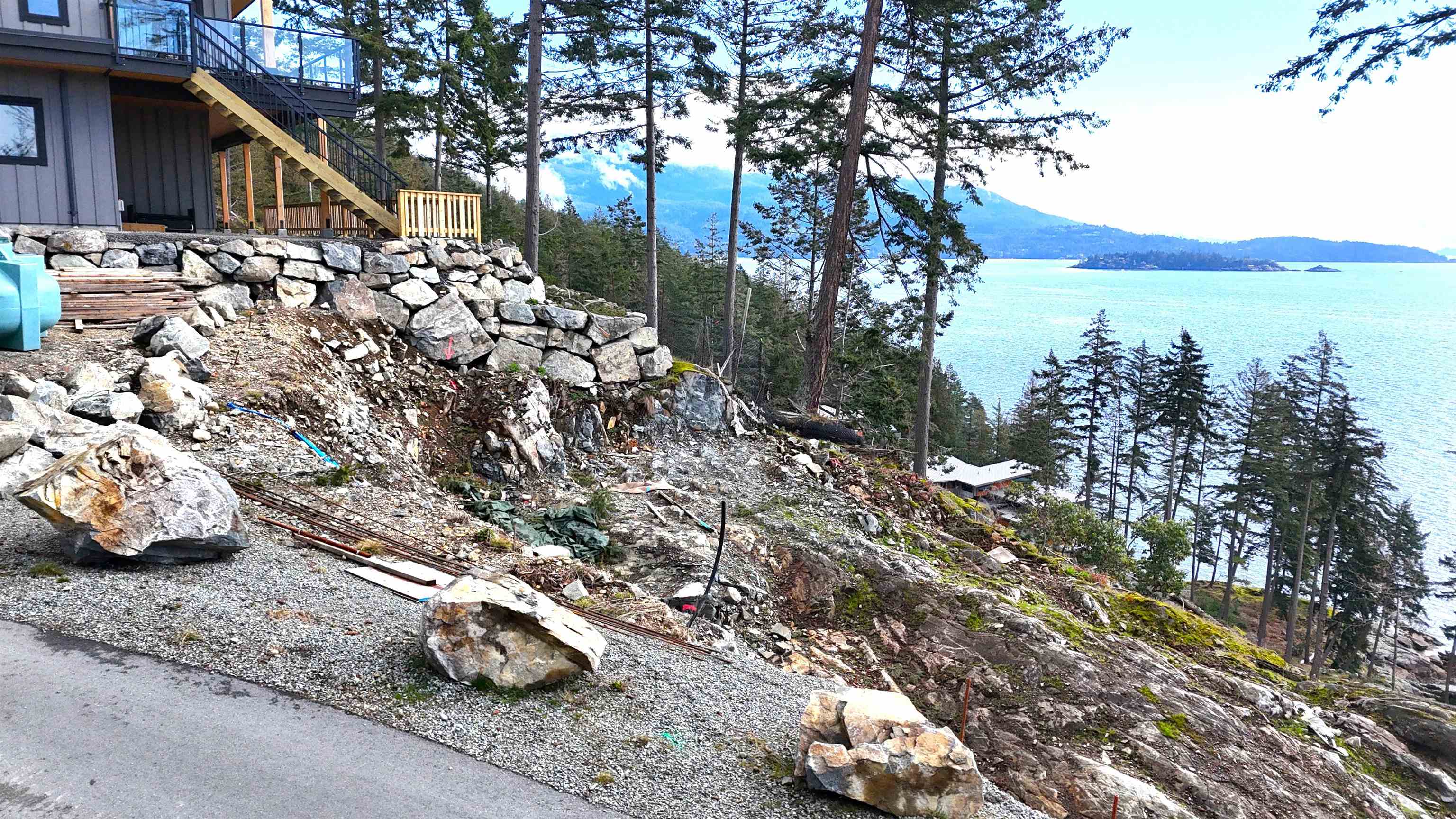 Listing image of 759 SEYMOUR BAY DRIVE