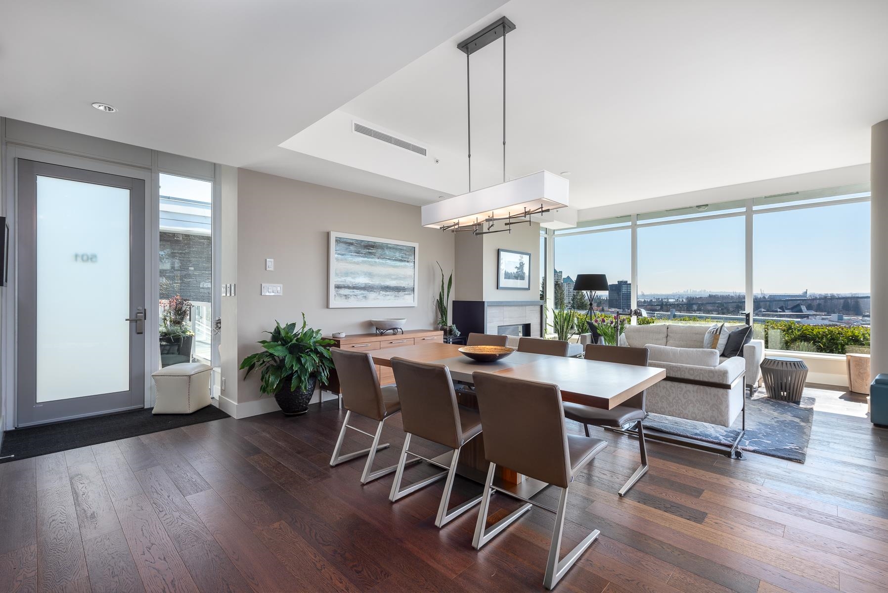 Listing image of 501 918 KEITH ROAD