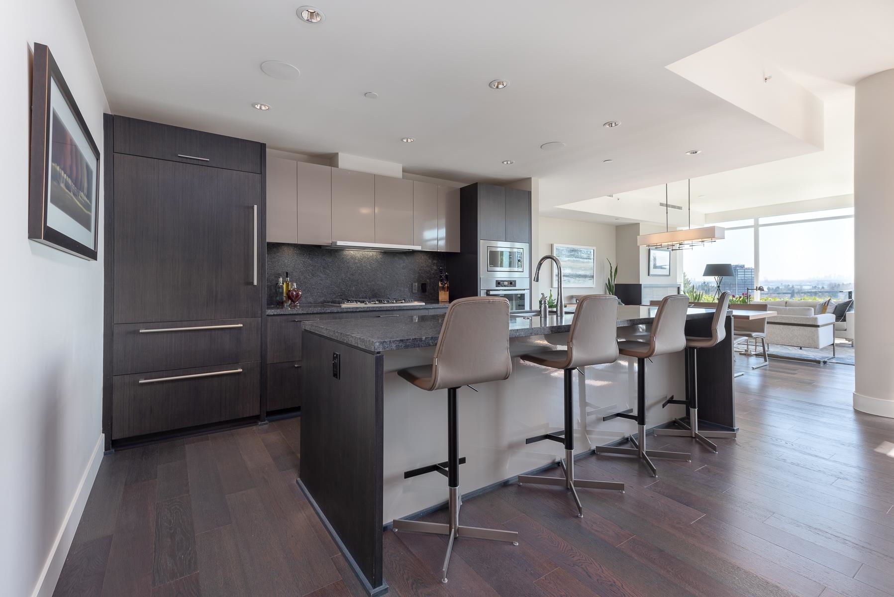 Listing image of 501 918 KEITH ROAD