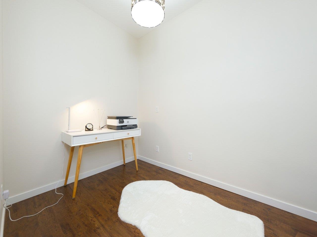 Listing image of 3 266 W 4TH STREET