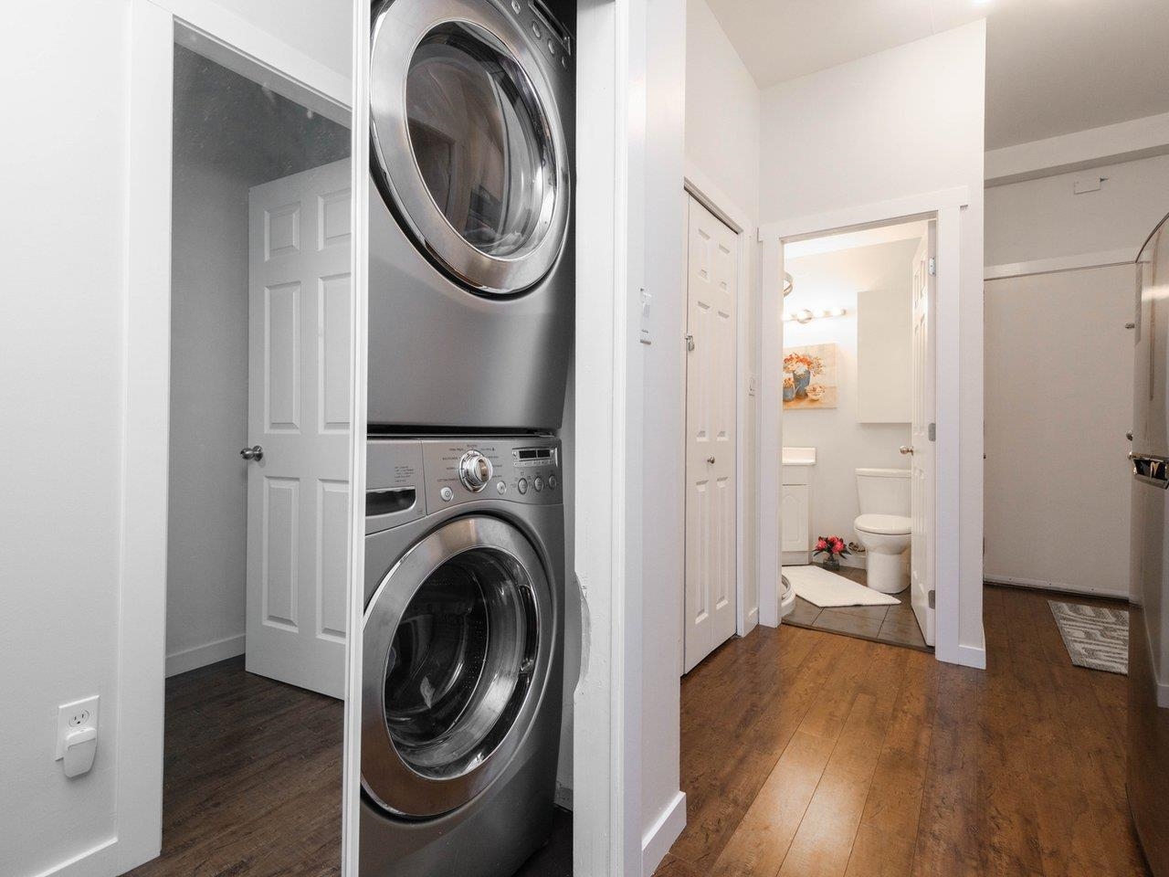 Listing image of 3 266 W 4TH STREET